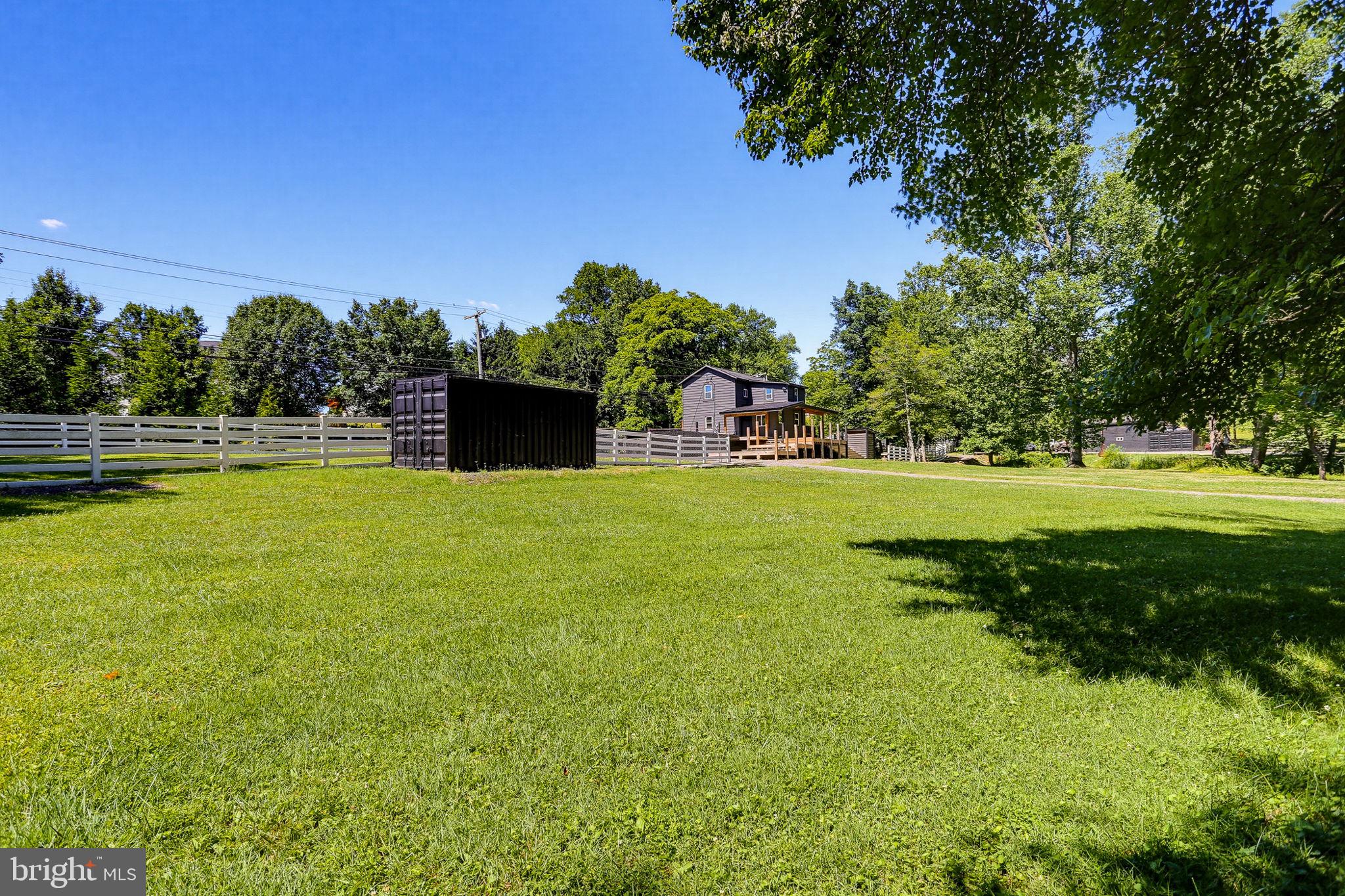 PERRYHALL - Residential