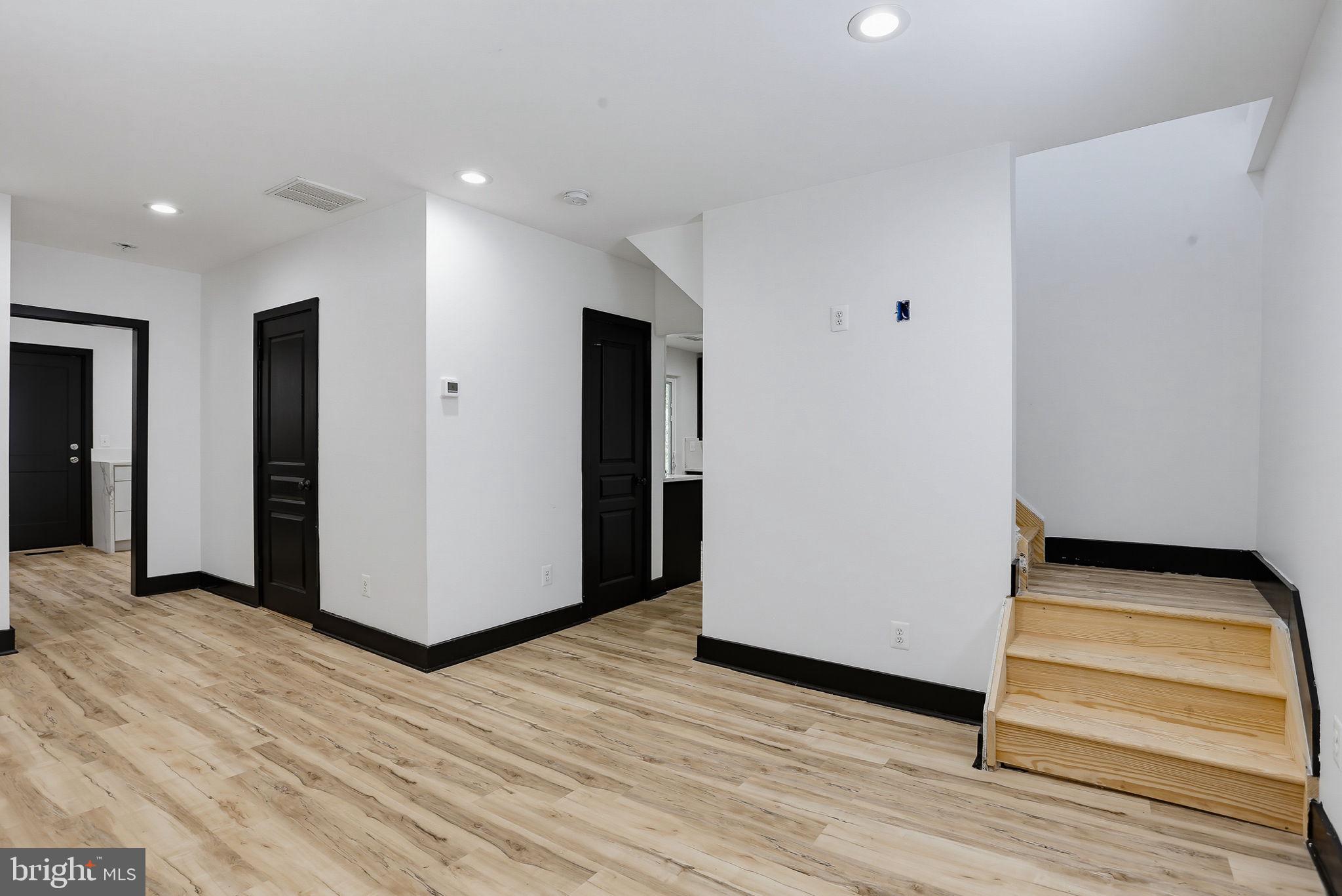 PERRYHALL - Residential