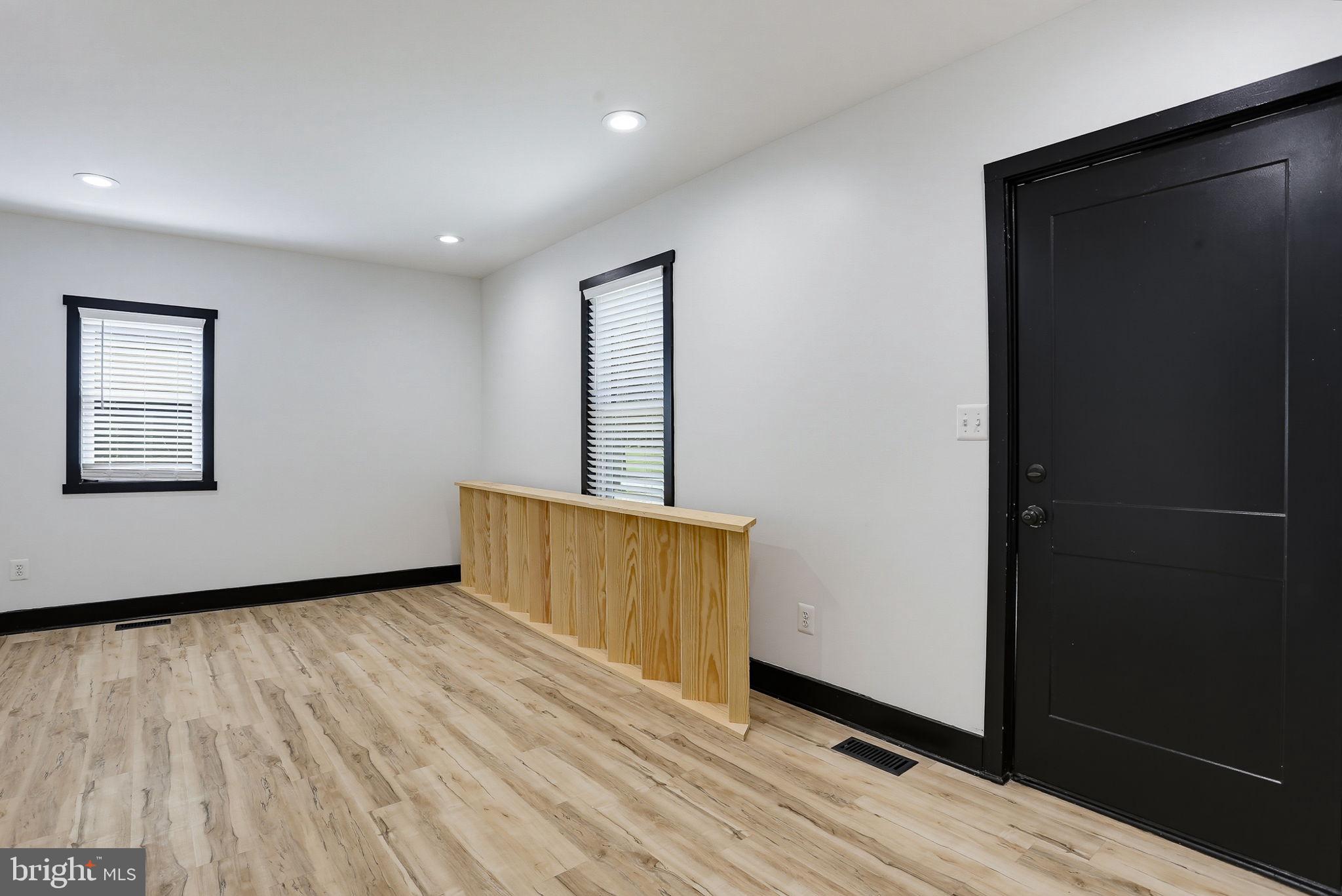 PERRYHALL - Residential