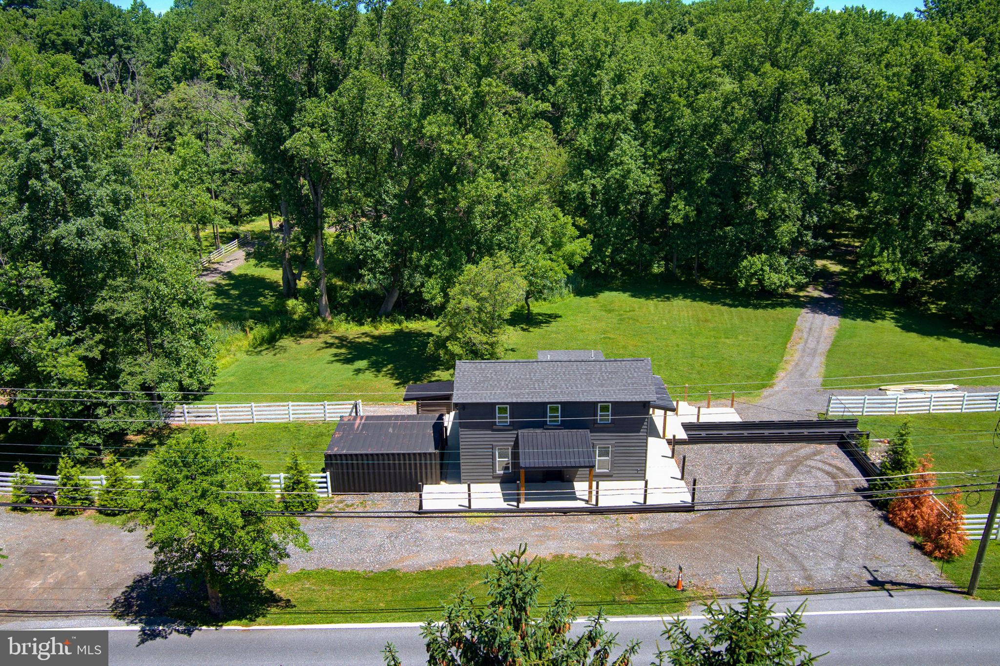 PERRYHALL - Residential
