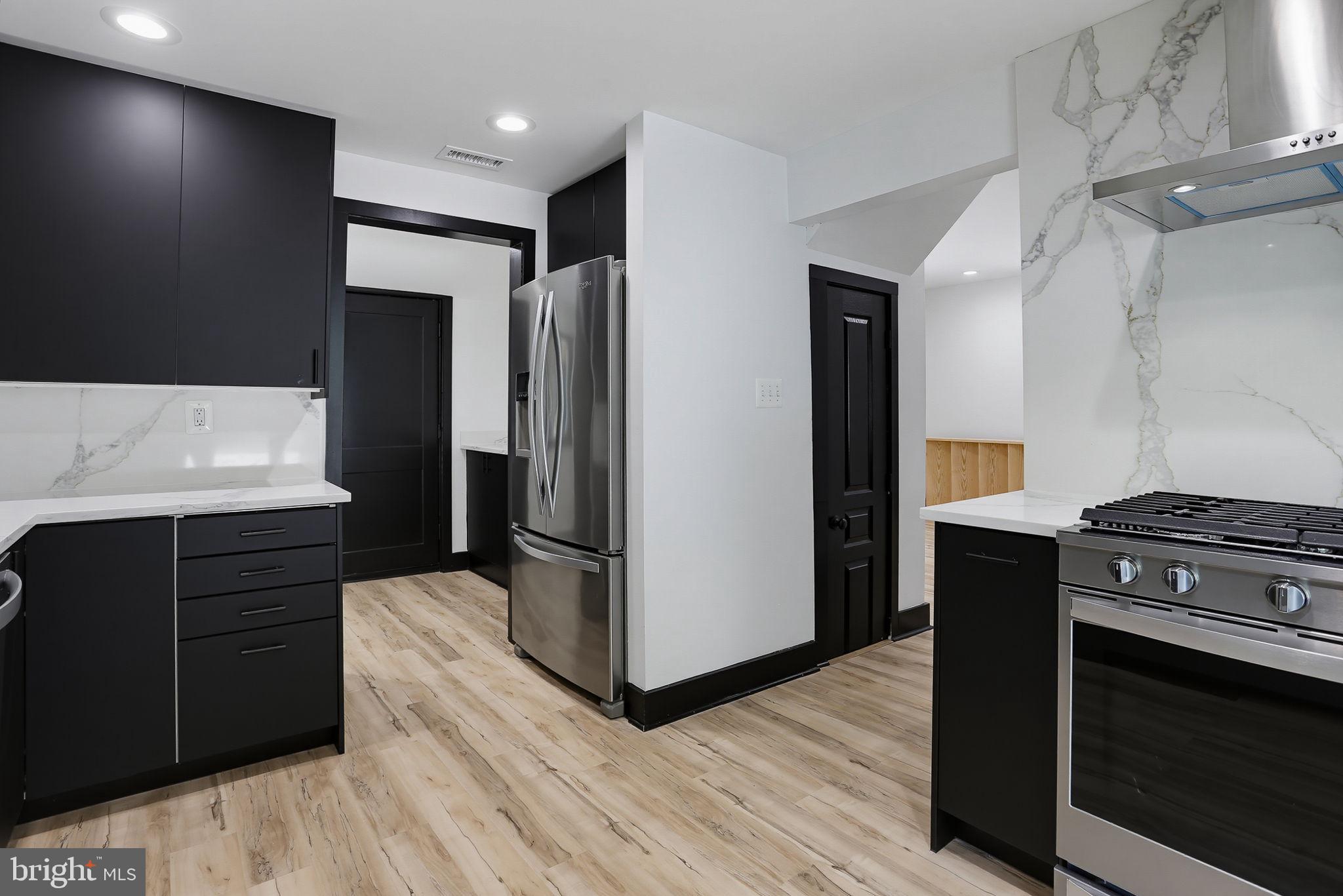 PERRYHALL - Residential
