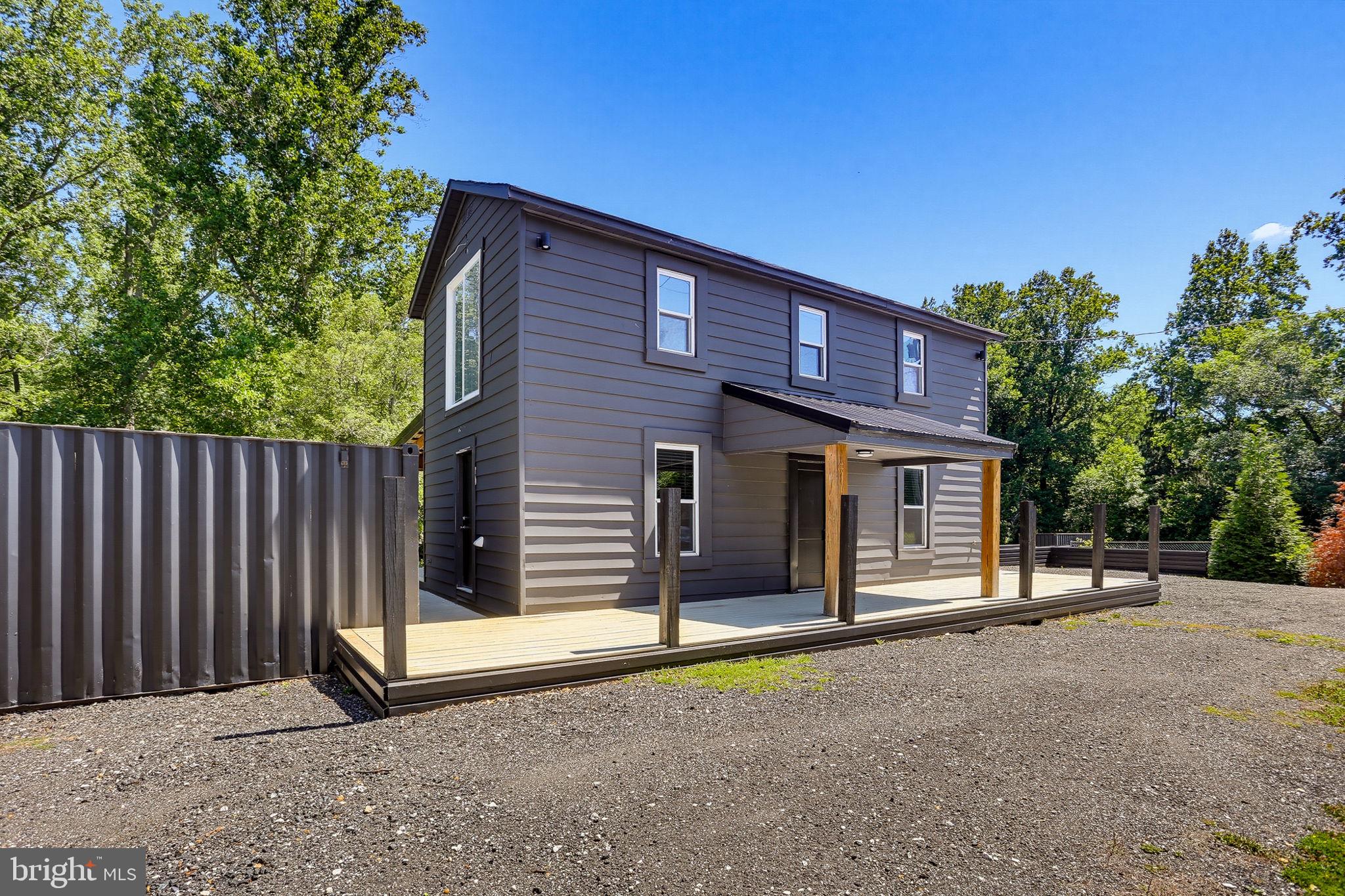 PERRYHALL - Residential