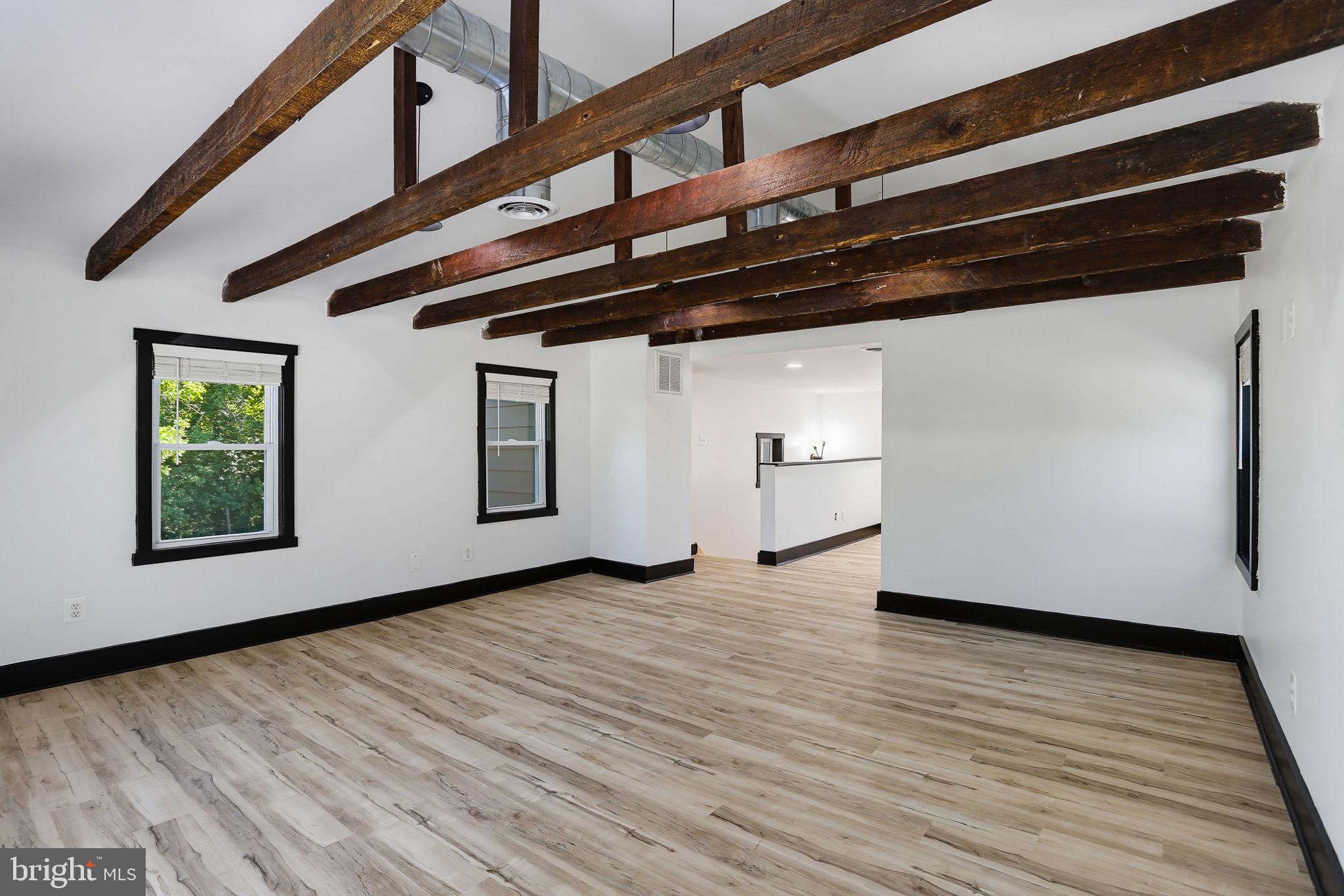 PERRYHALL - Residential