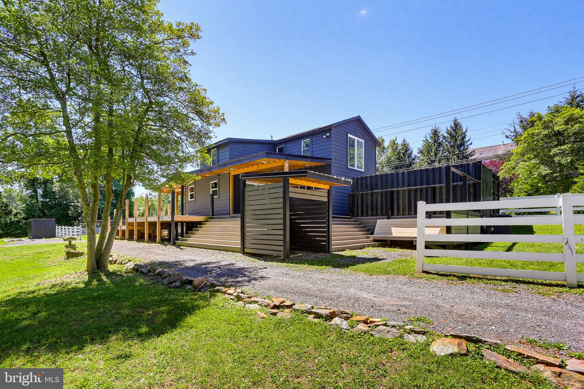 PERRYHALL - Residential
