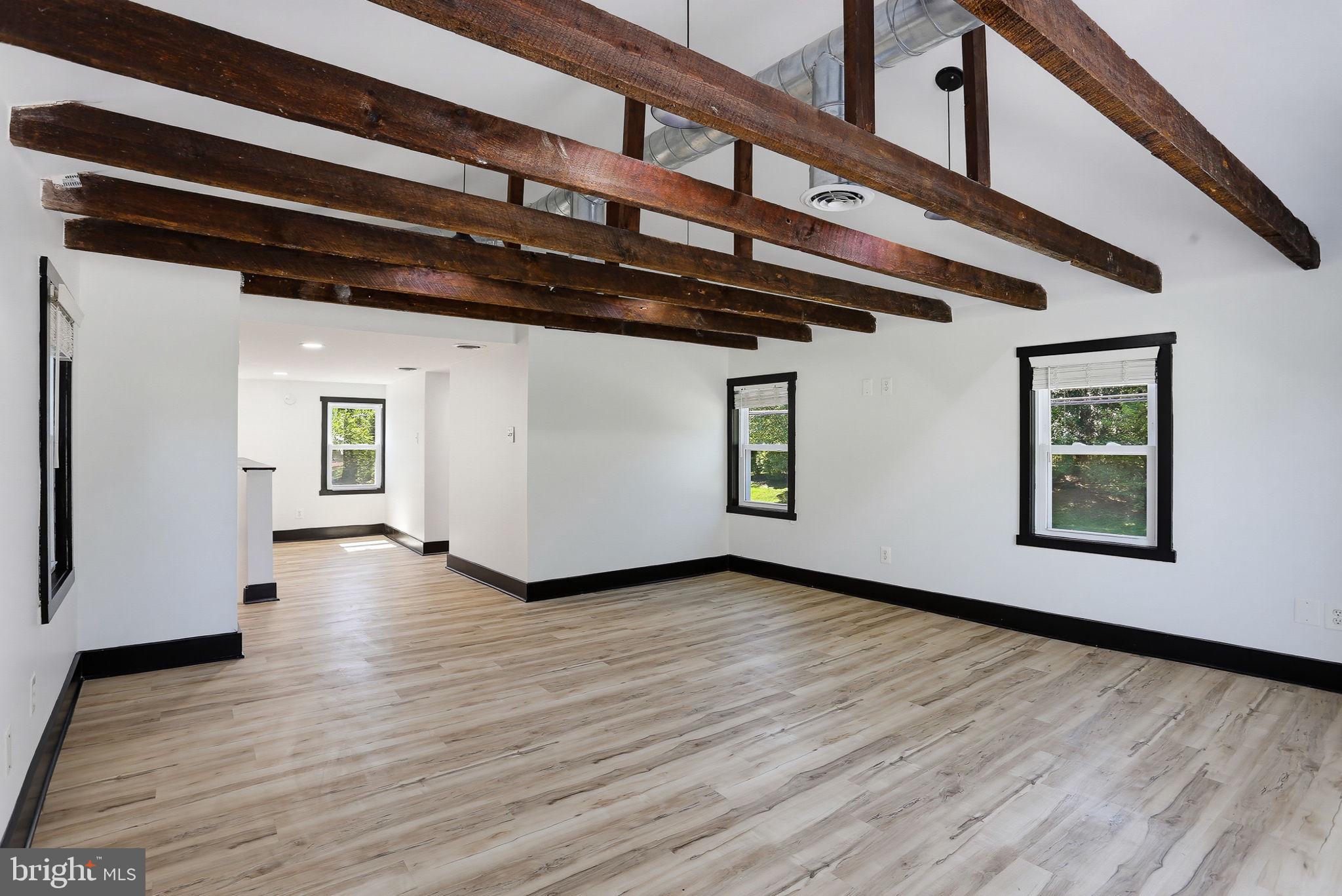 PERRYHALL - Residential