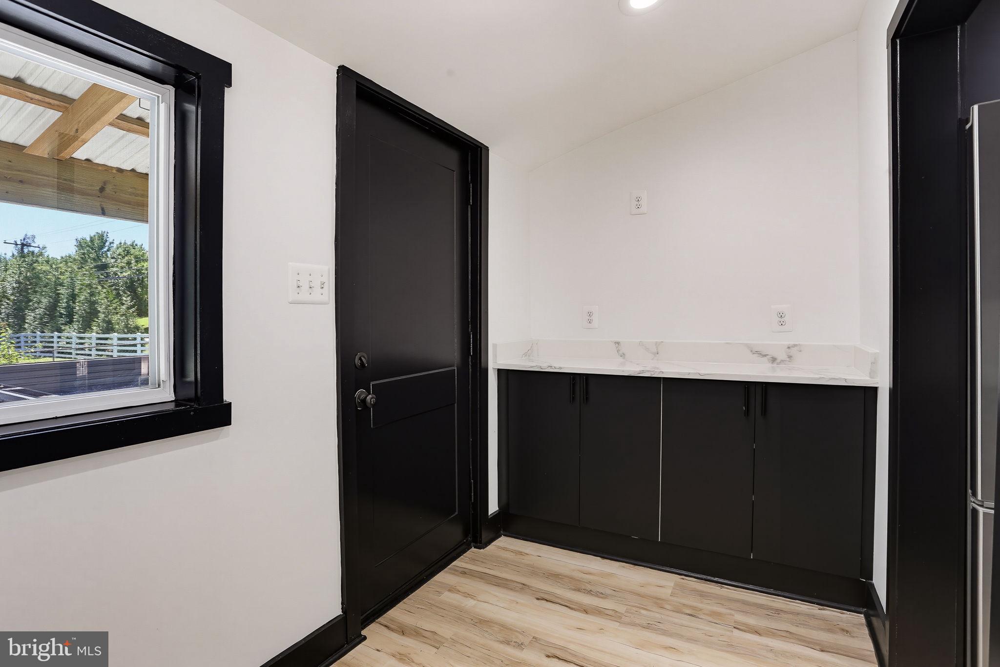 PERRYHALL - Residential