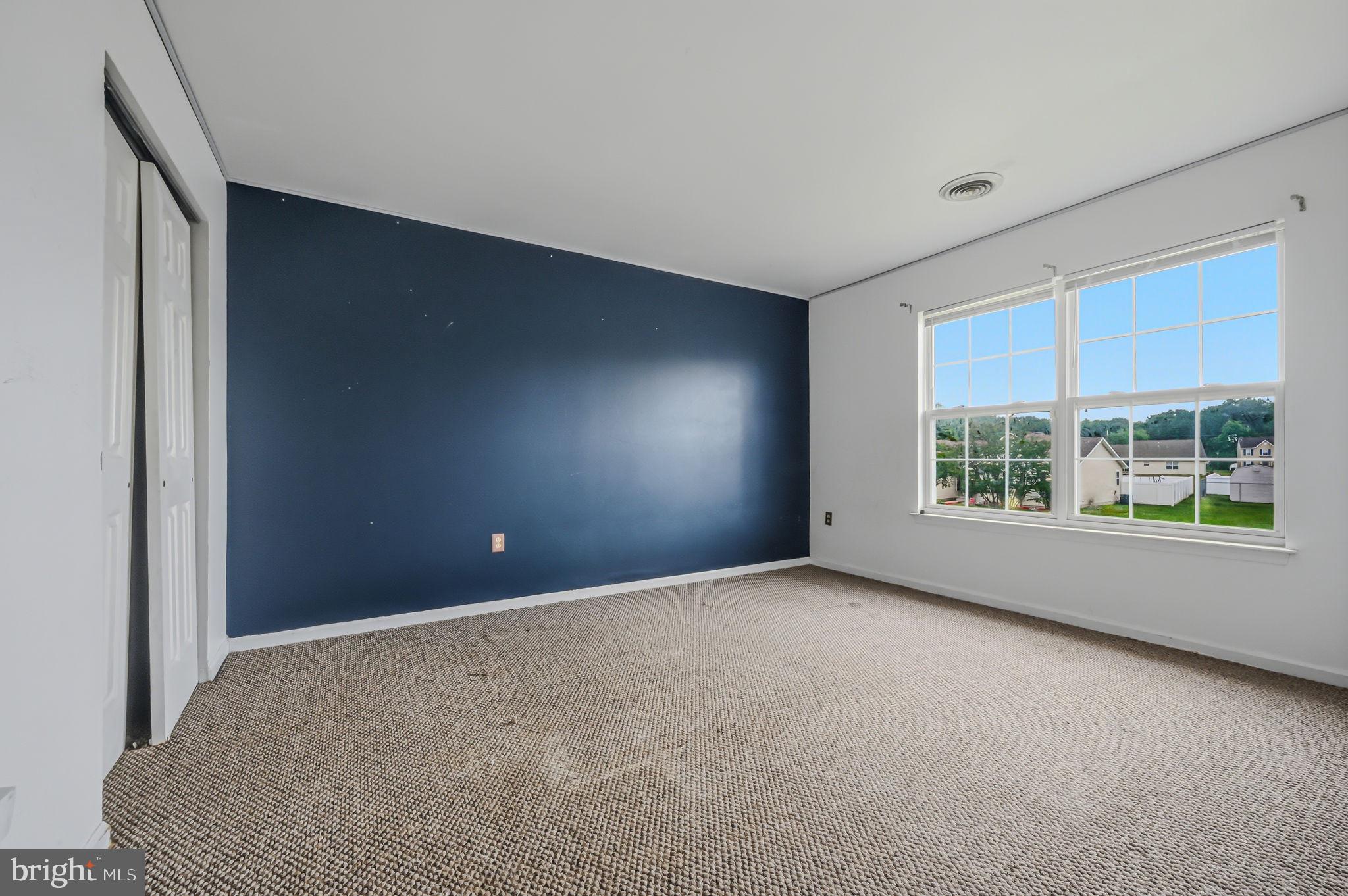 BAY TREE - Residential