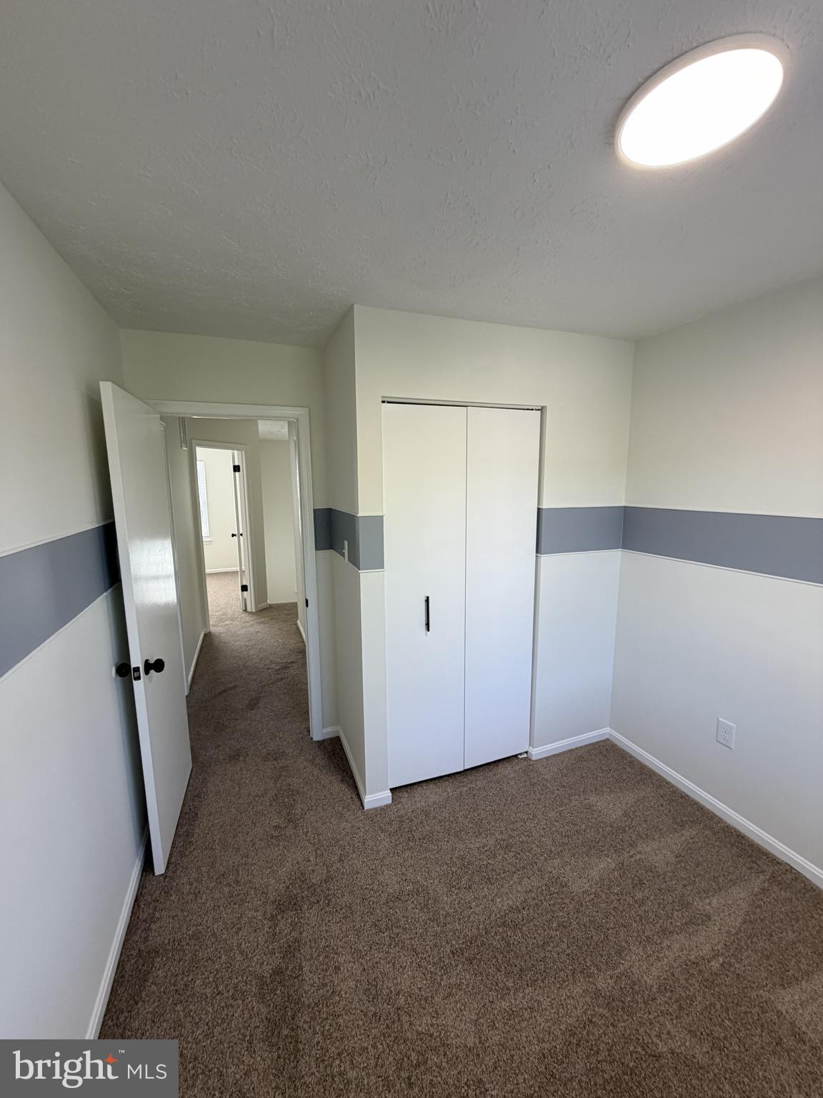 RIVERSIDE RUN IND HEAD - Residential