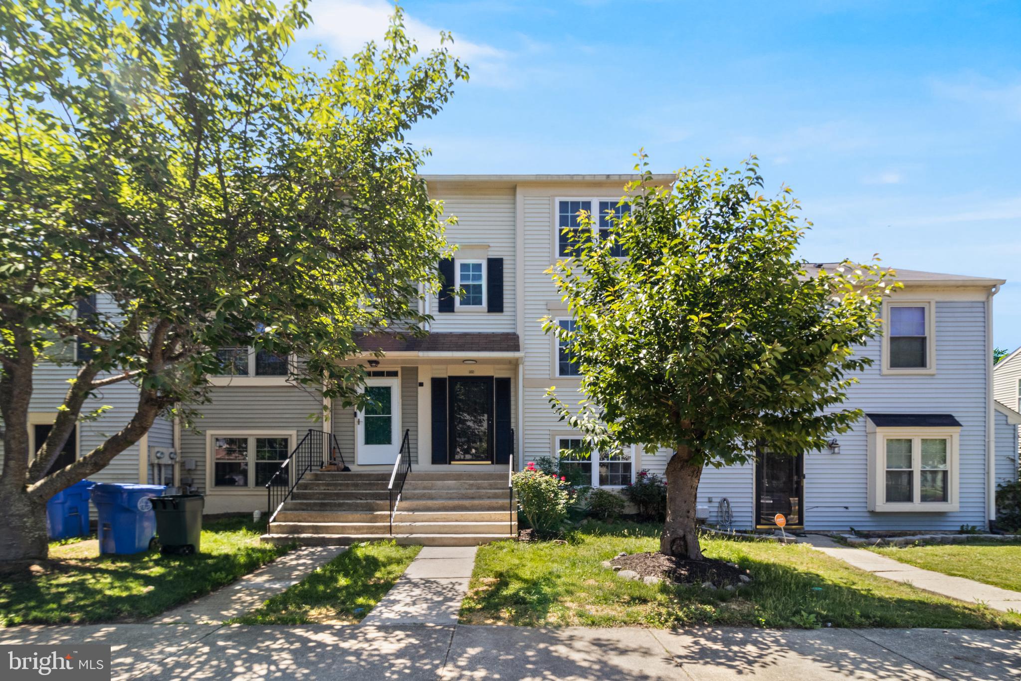 RIVERSIDE RUN IND HEAD - Residential