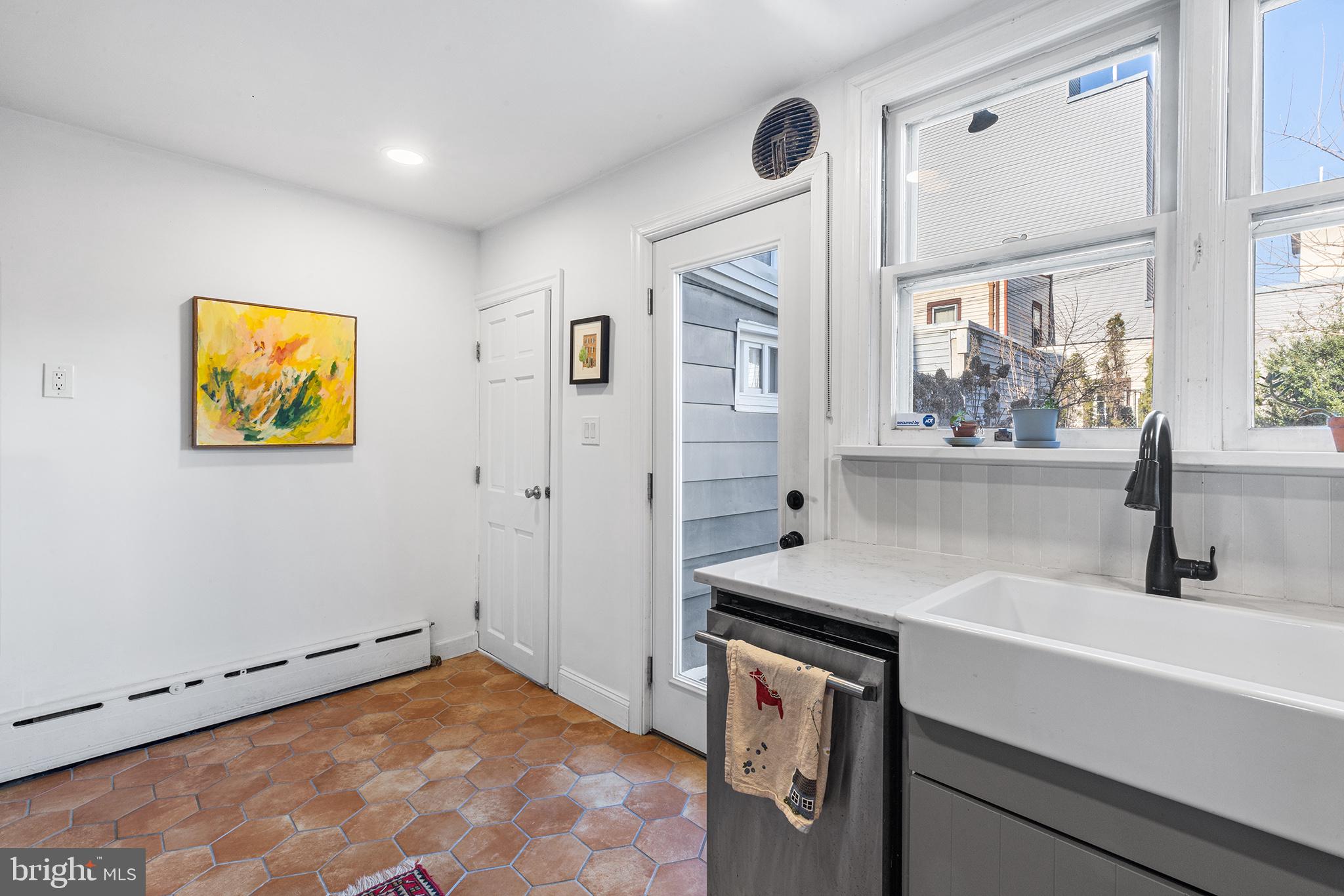 PORT RICHMOND - Residential