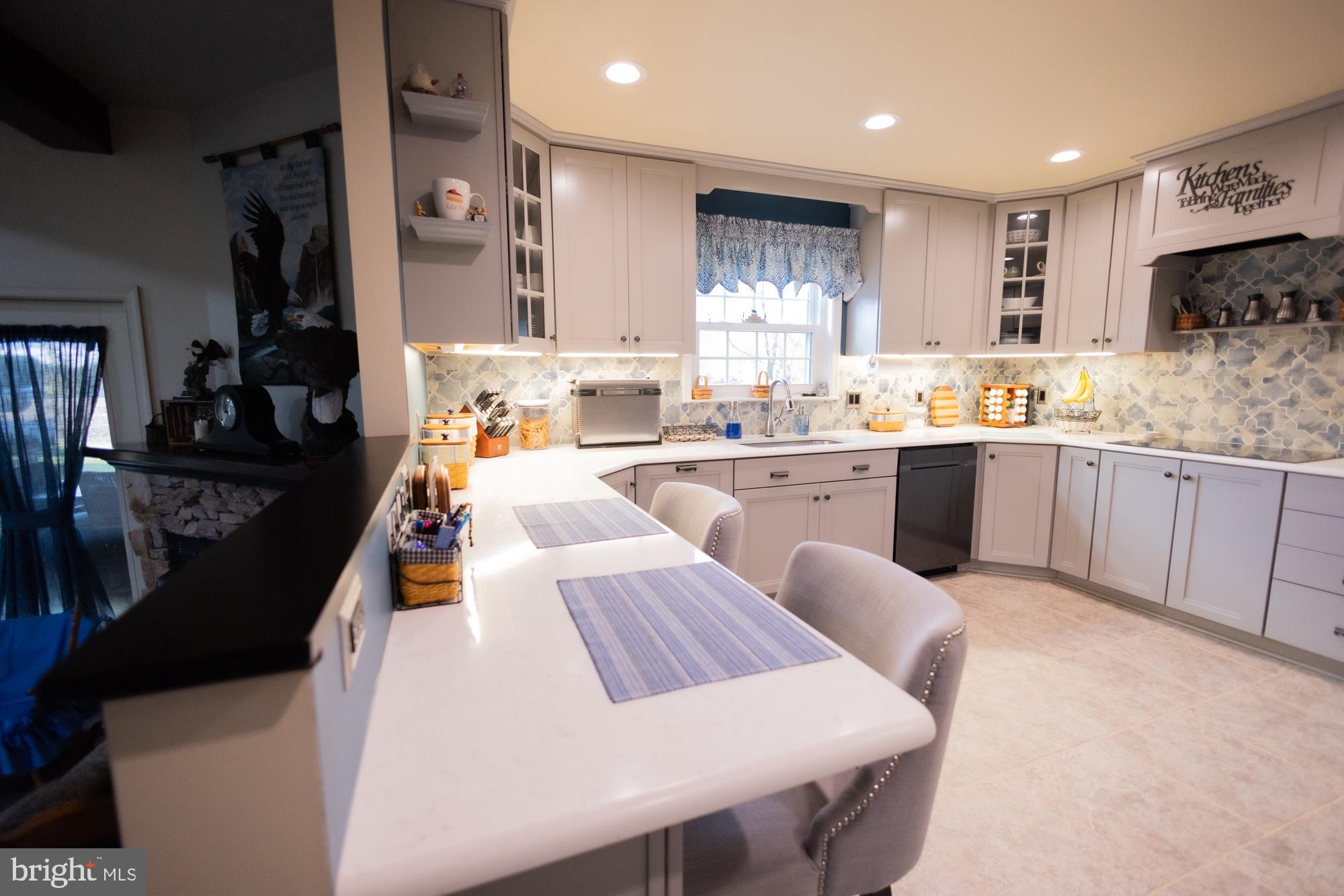 GRINDSTONE HILL ESTATES - Residential