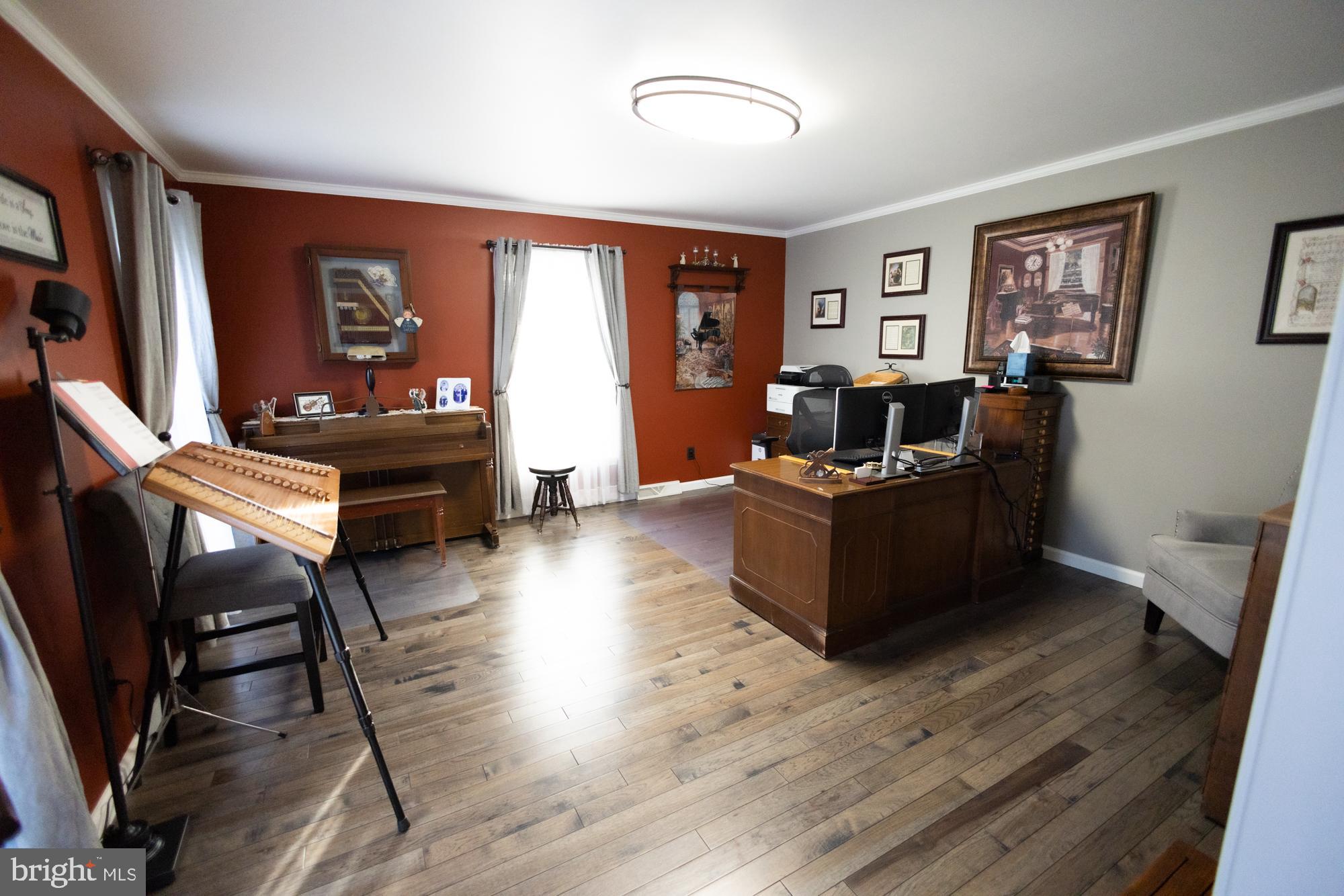 GRINDSTONE HILL ESTATES - Residential