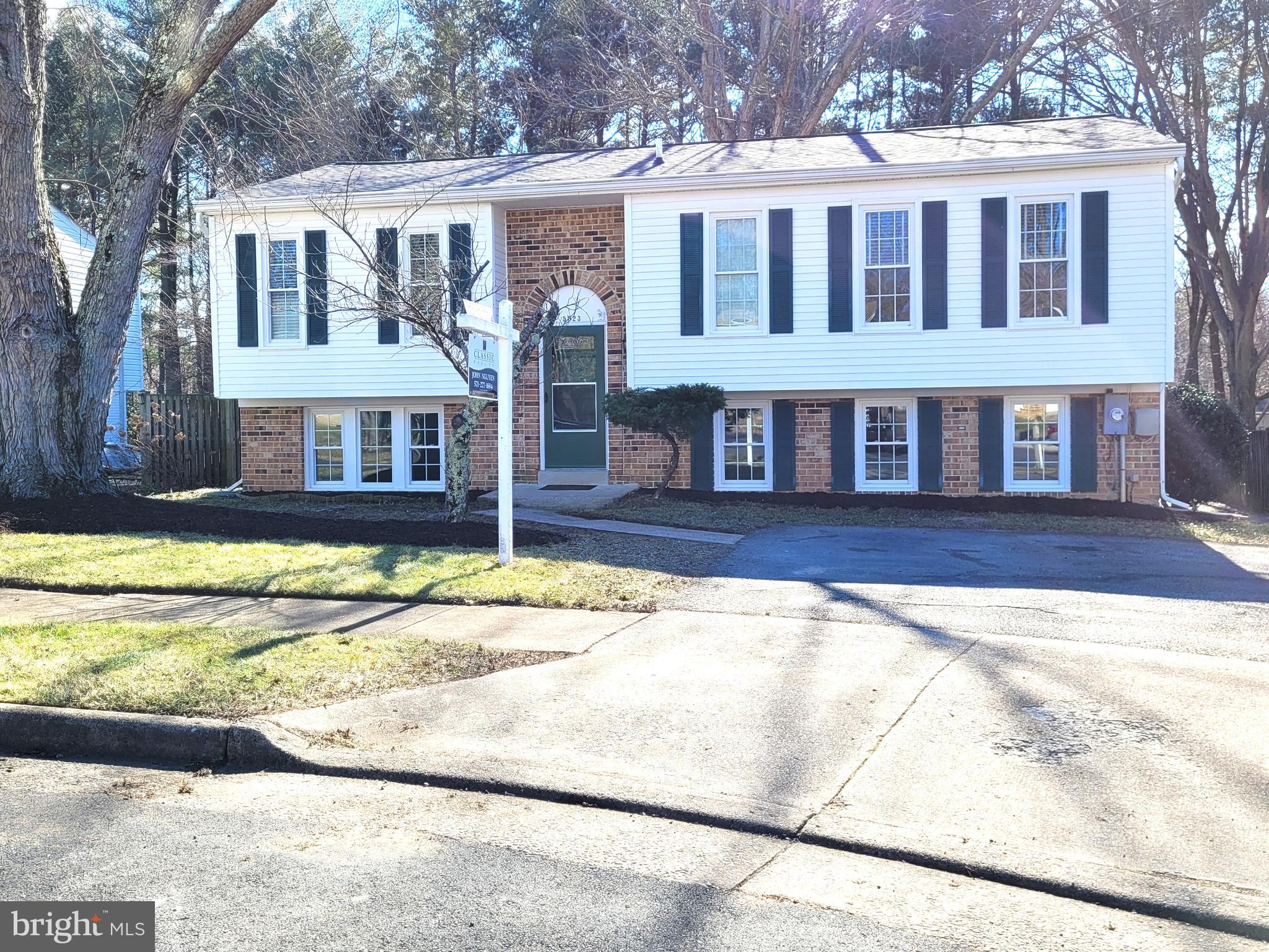 BURKE CENTRE - Residential