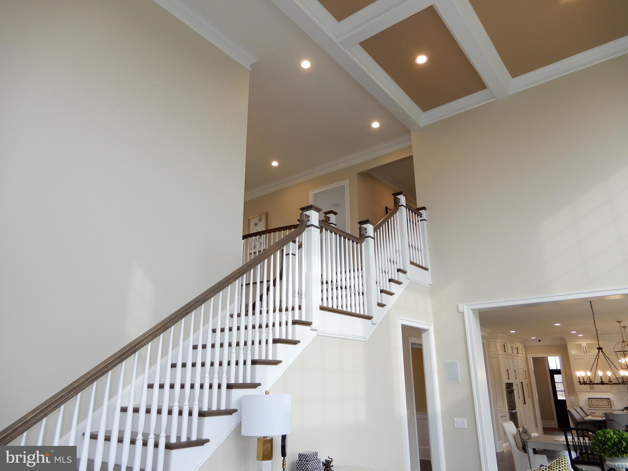 CRIMSON GLEN - Residential