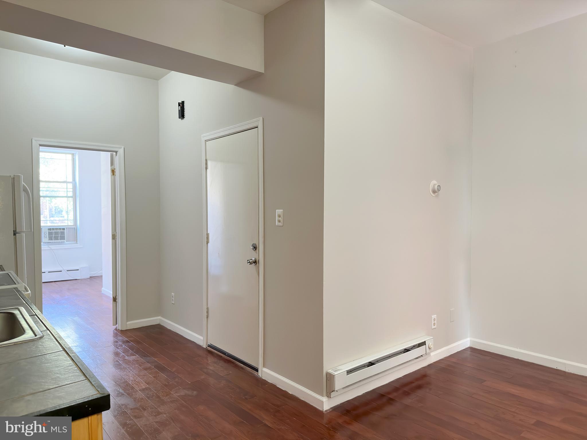 LOWER MOYAMENSING - Residential Income