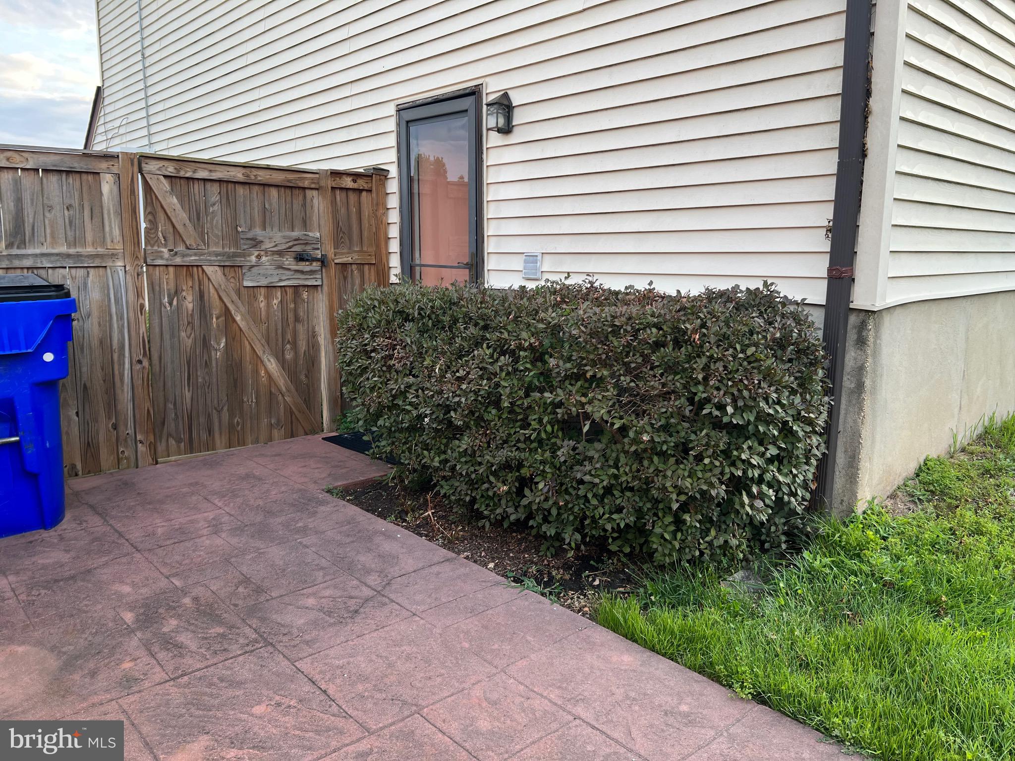 PORTER SQUARE - Residential