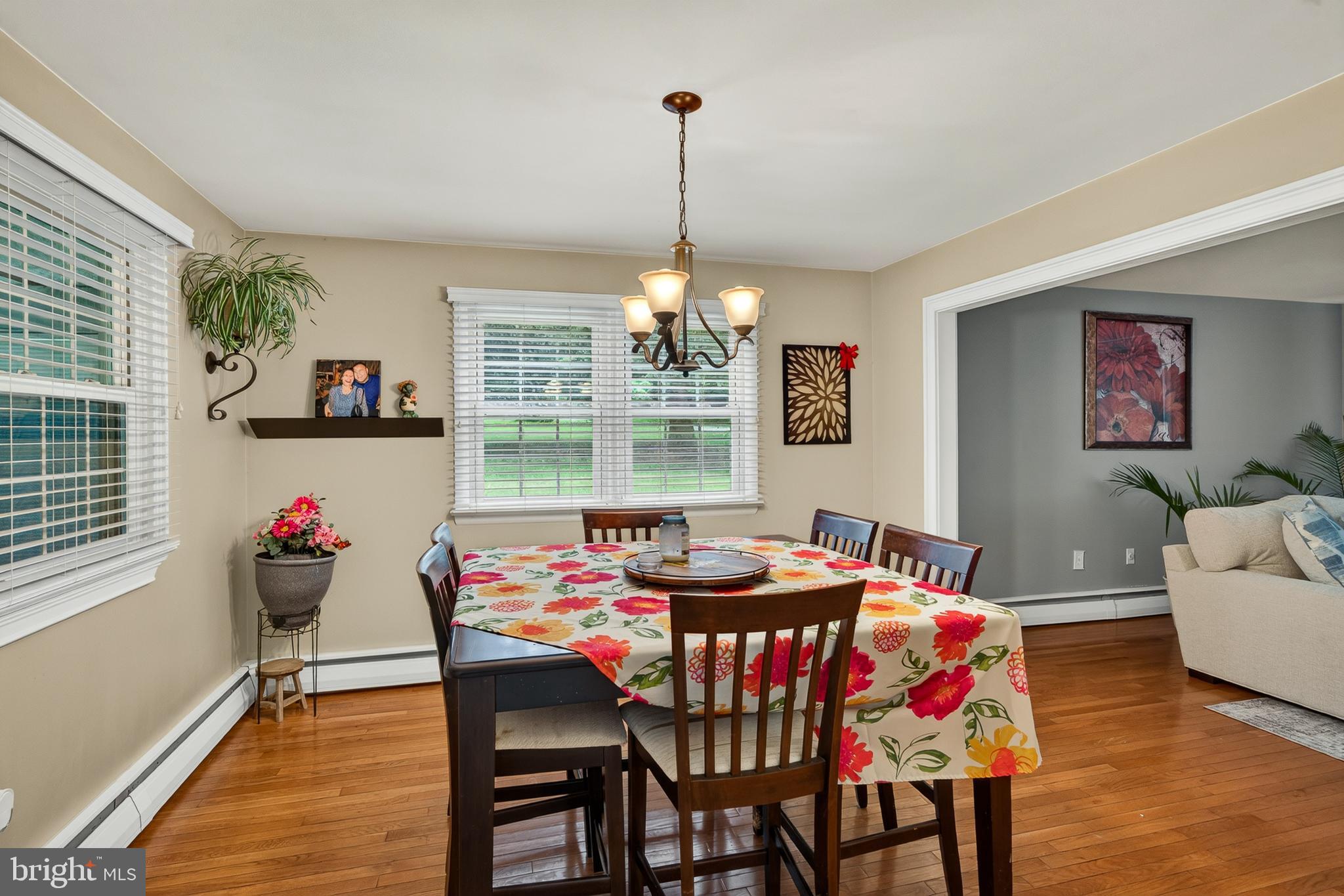 PICKERING ESTATES - Residential