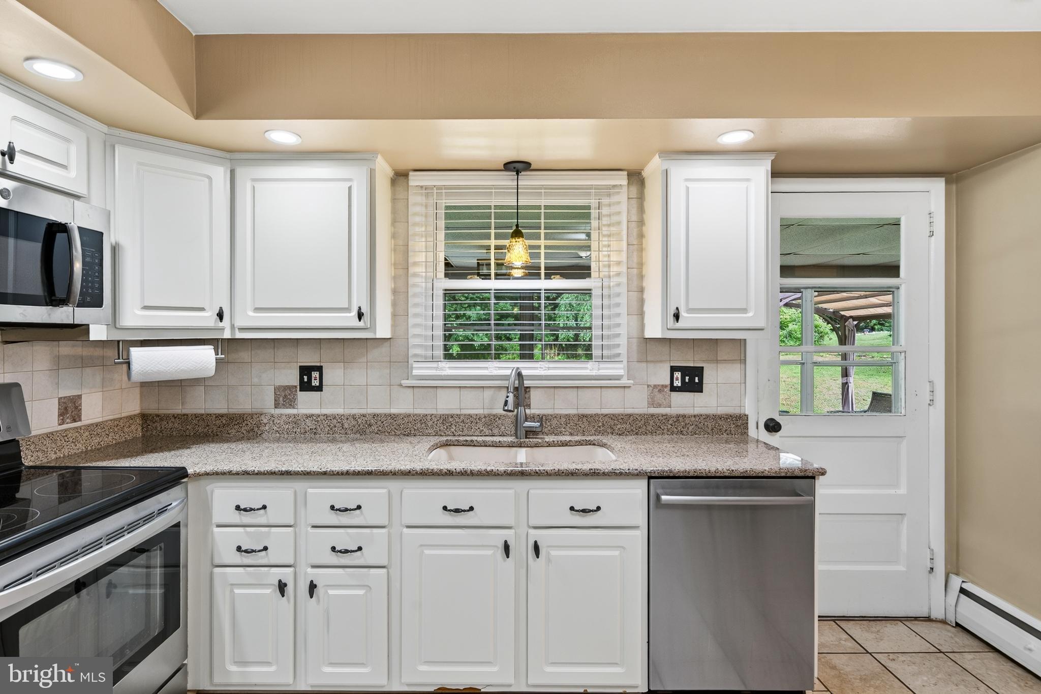 PICKERING ESTATES - Residential