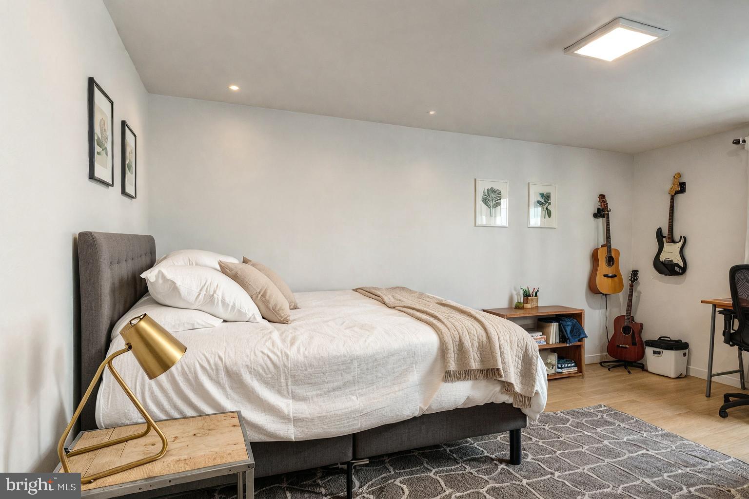 HOMEWOOD - Residential
