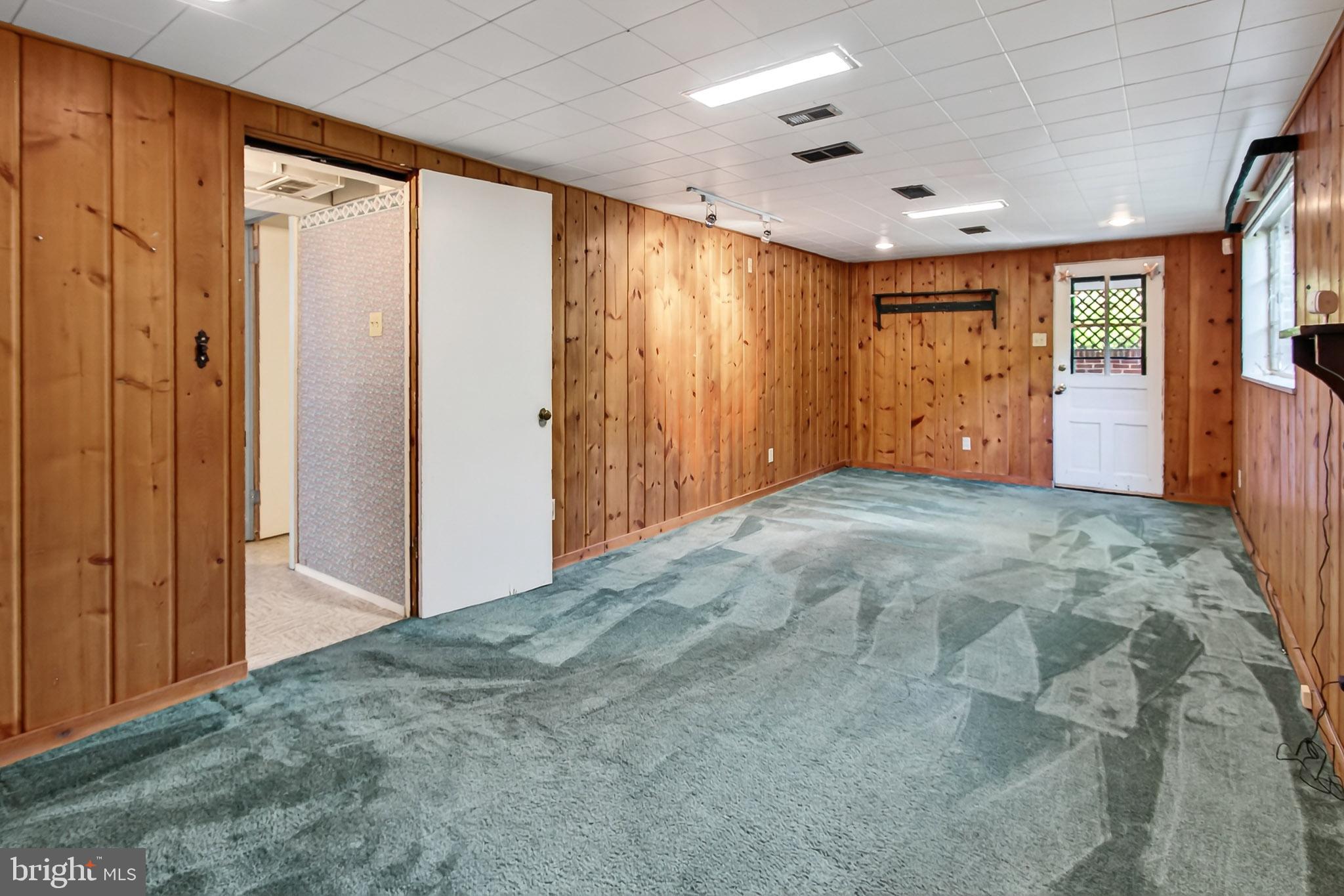 RAVENWOOD PARK - Residential