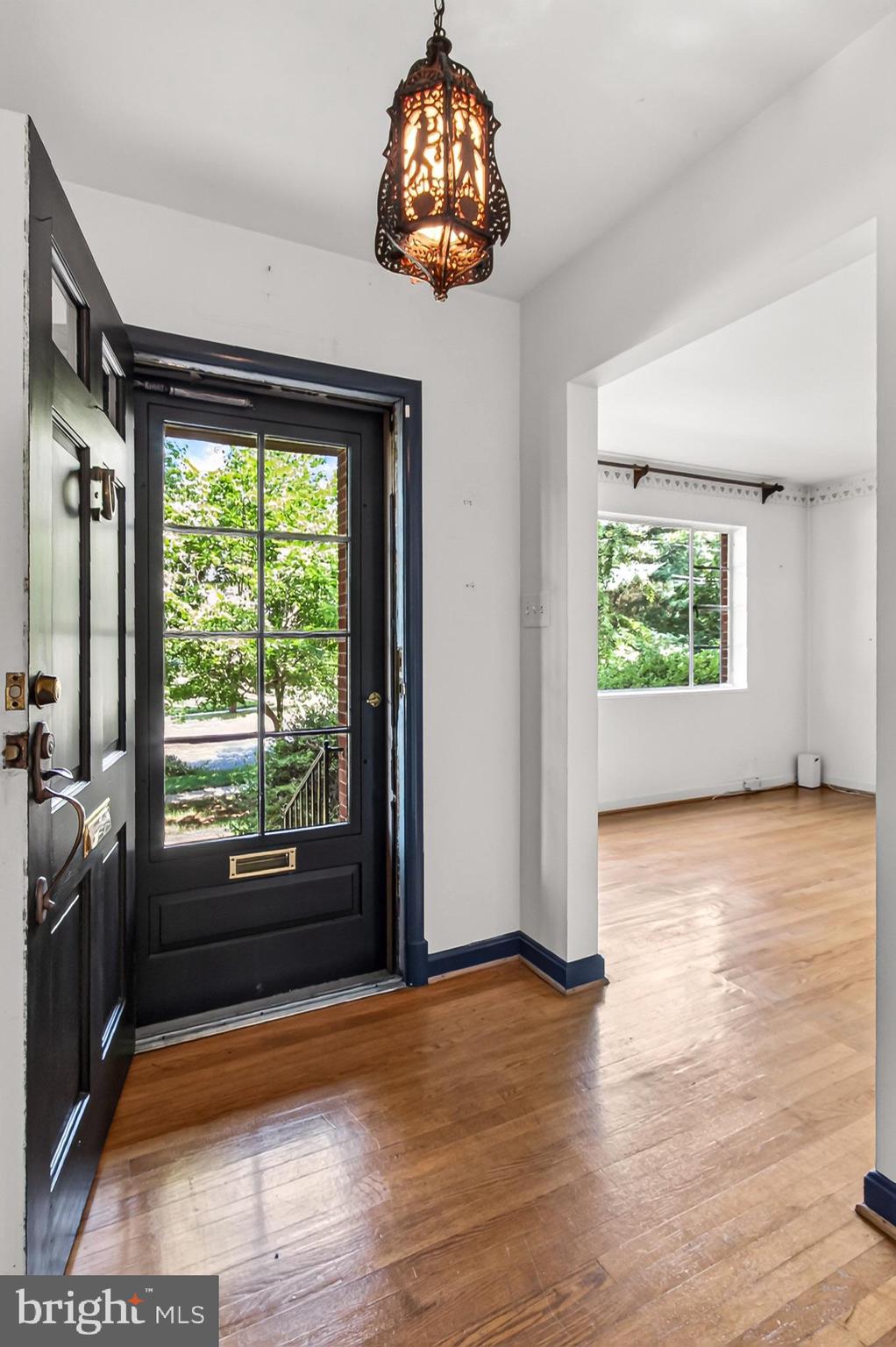 RAVENWOOD PARK - Residential