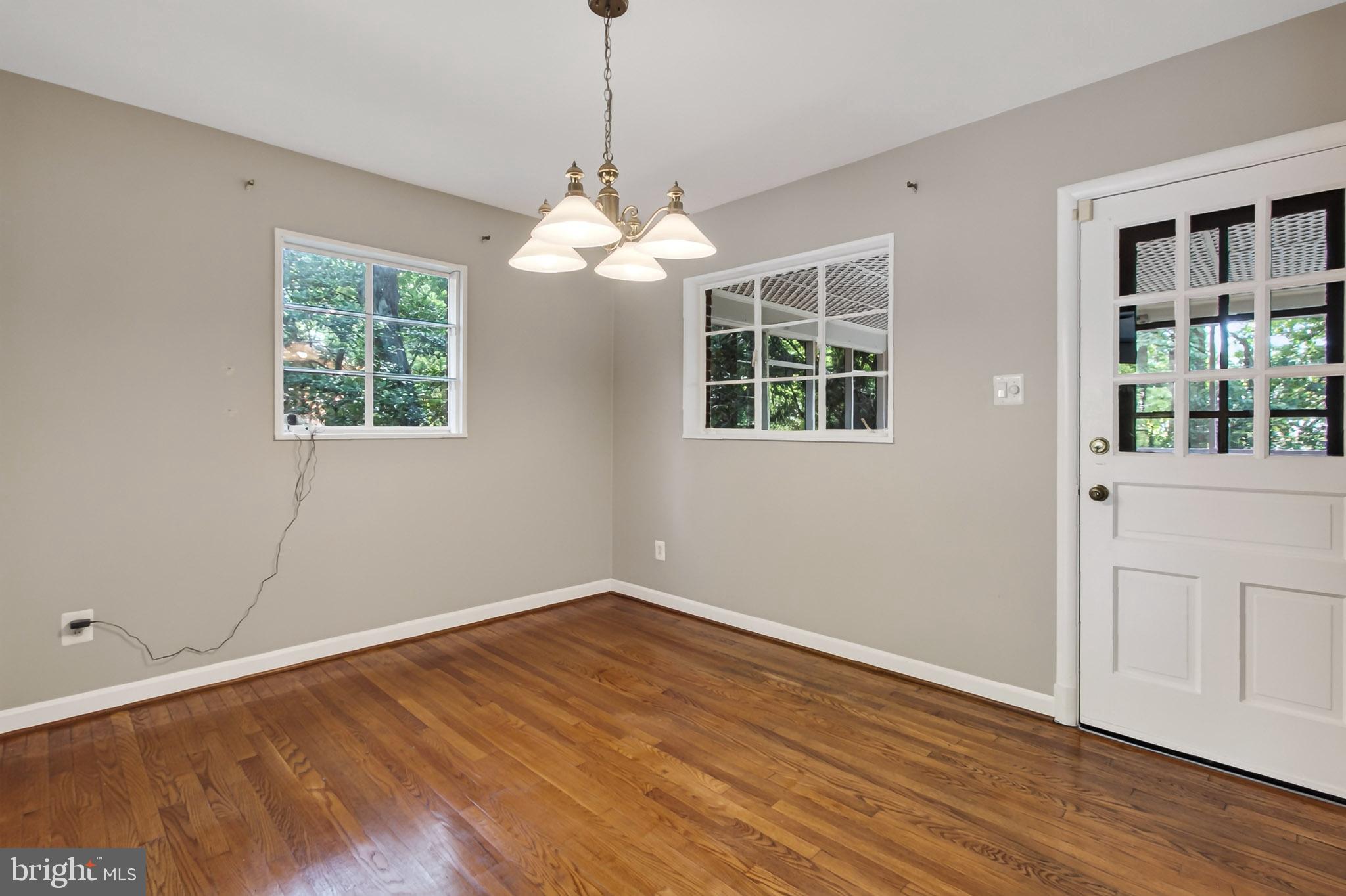 RAVENWOOD PARK - Residential