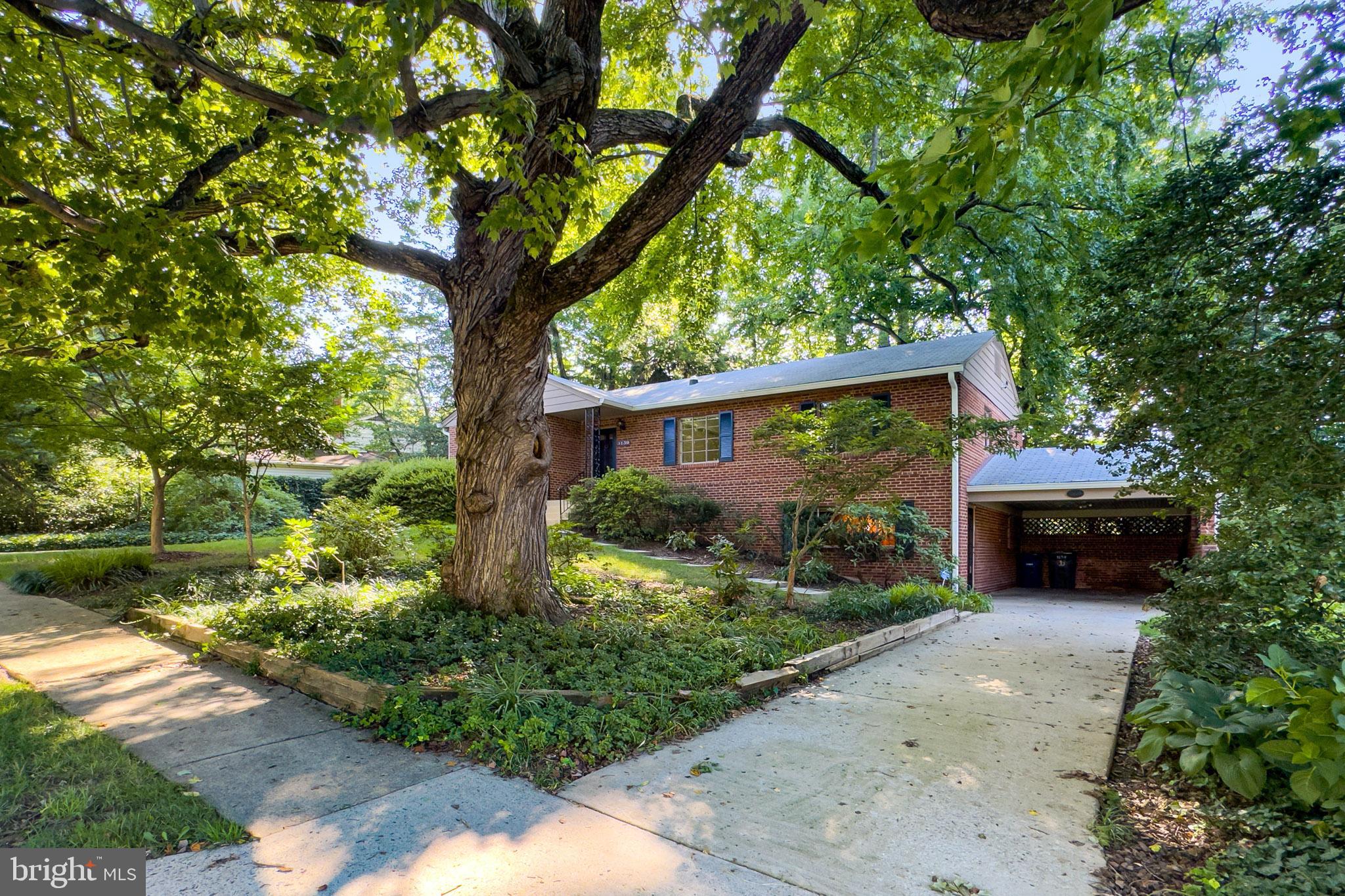 RAVENWOOD PARK - Residential