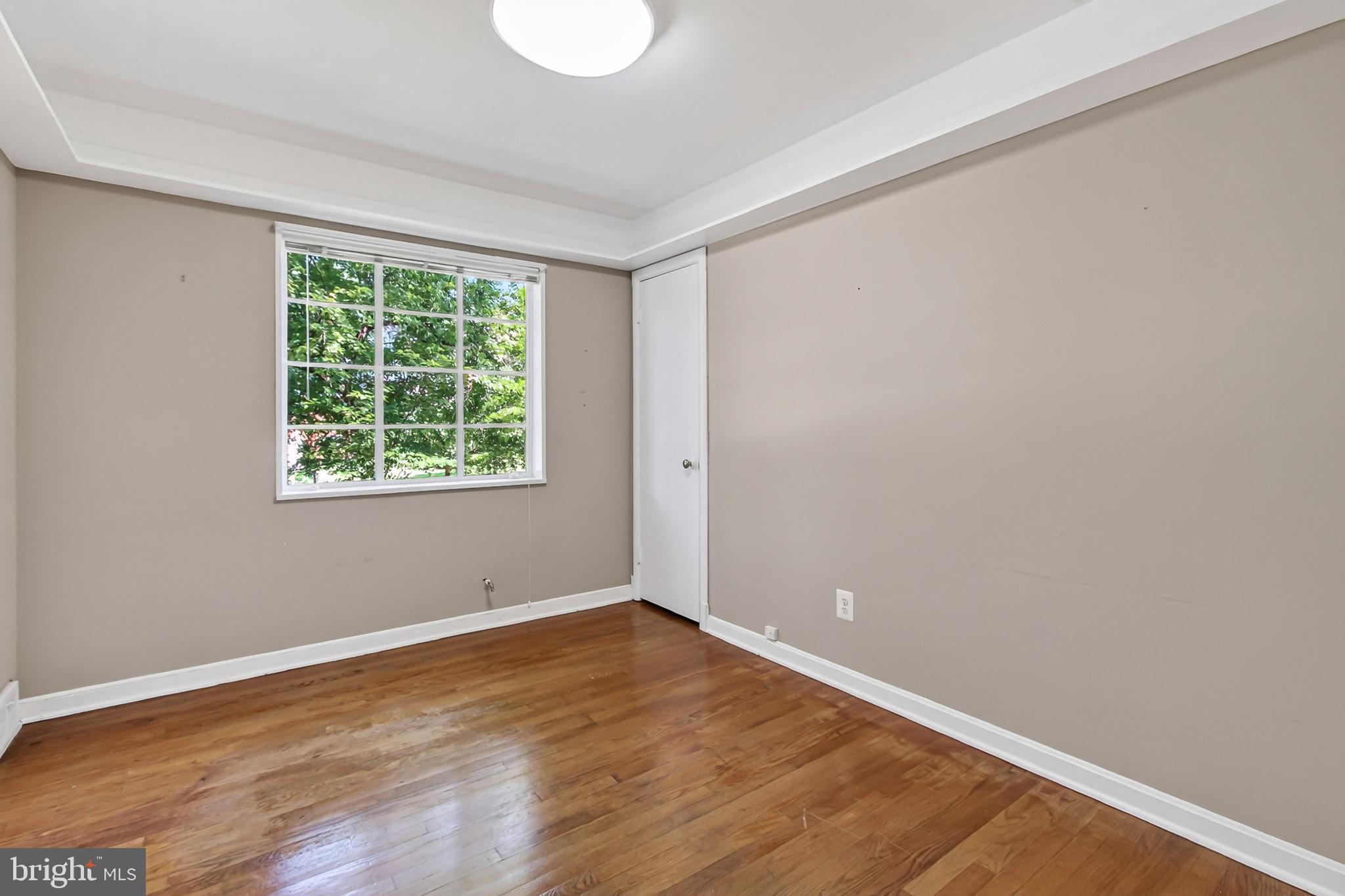 RAVENWOOD PARK - Residential