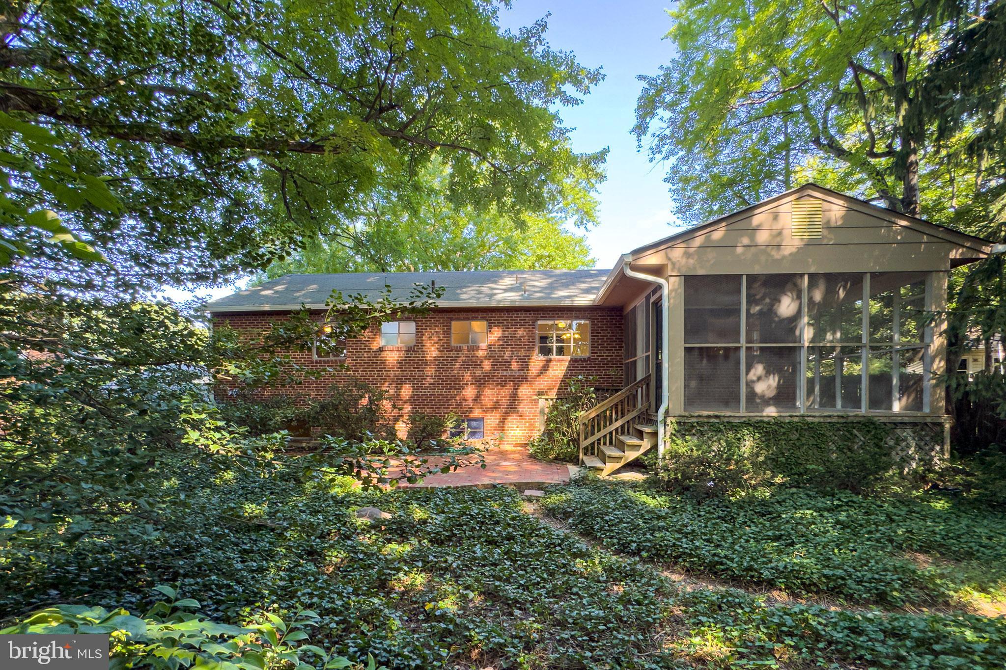 RAVENWOOD PARK - Residential