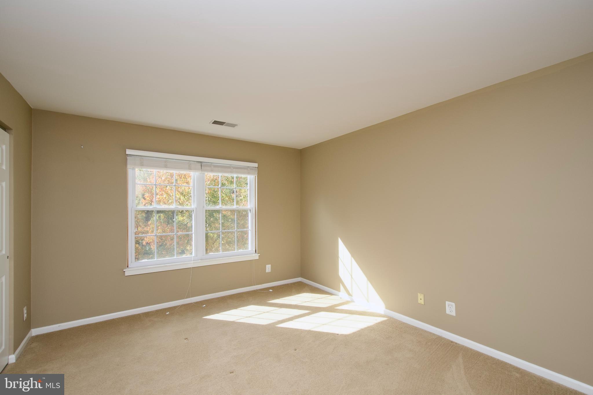 STRATFORD PLACE AT KINGS - Residential