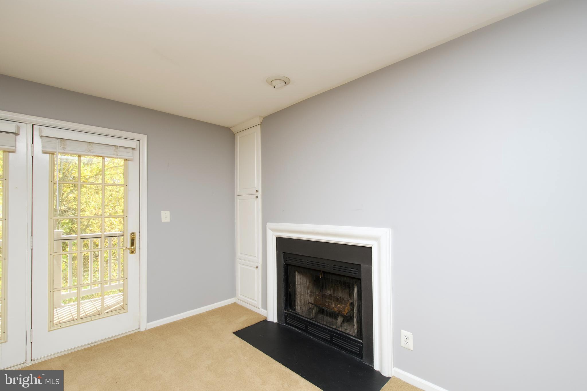 STRATFORD PLACE AT KINGS - Residential