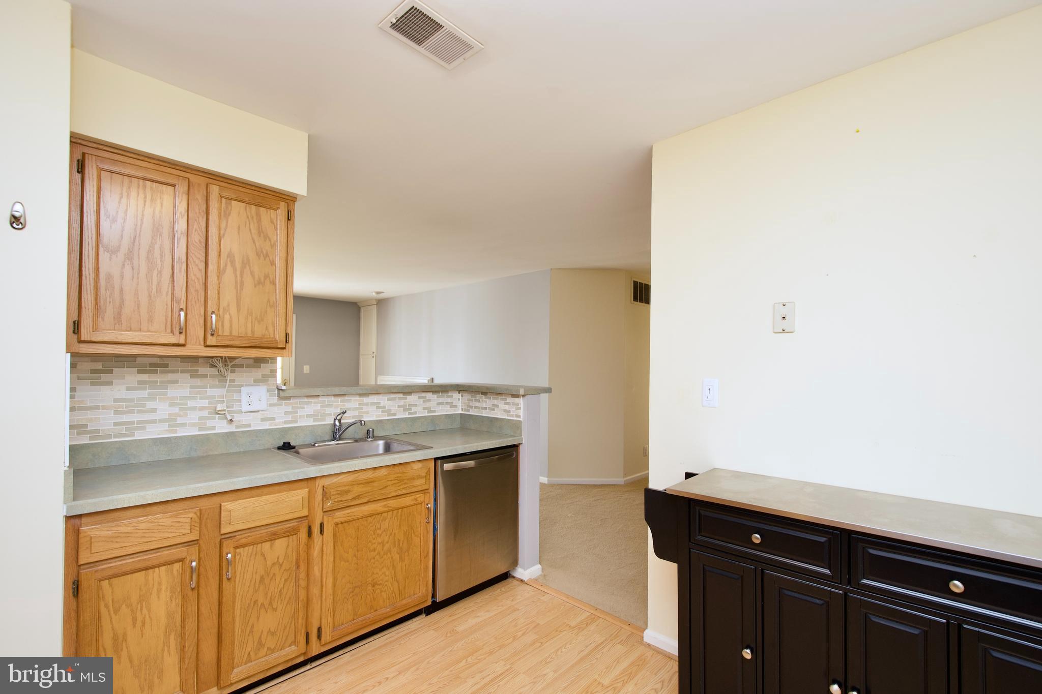 STRATFORD PLACE AT KINGS - Residential