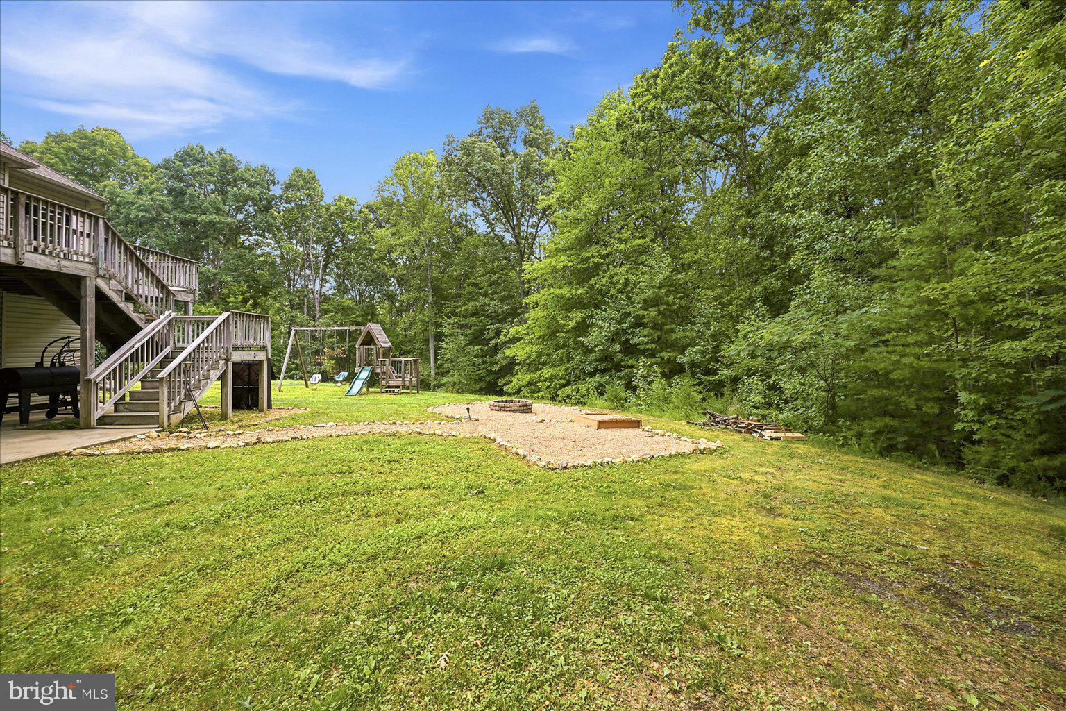 CATS PAW COVE - Residential