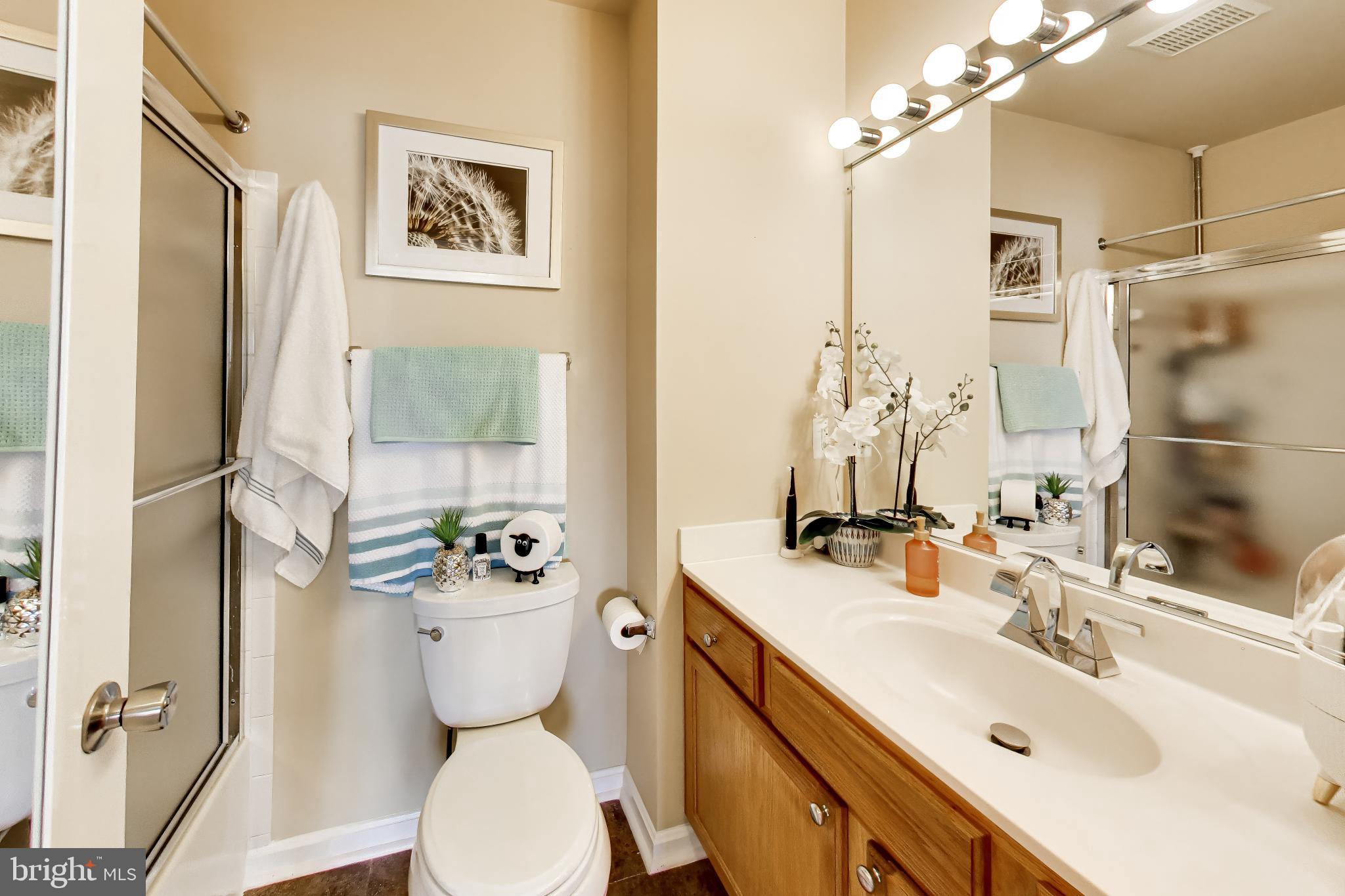 COURTLANDS AT CASCADES - Residential