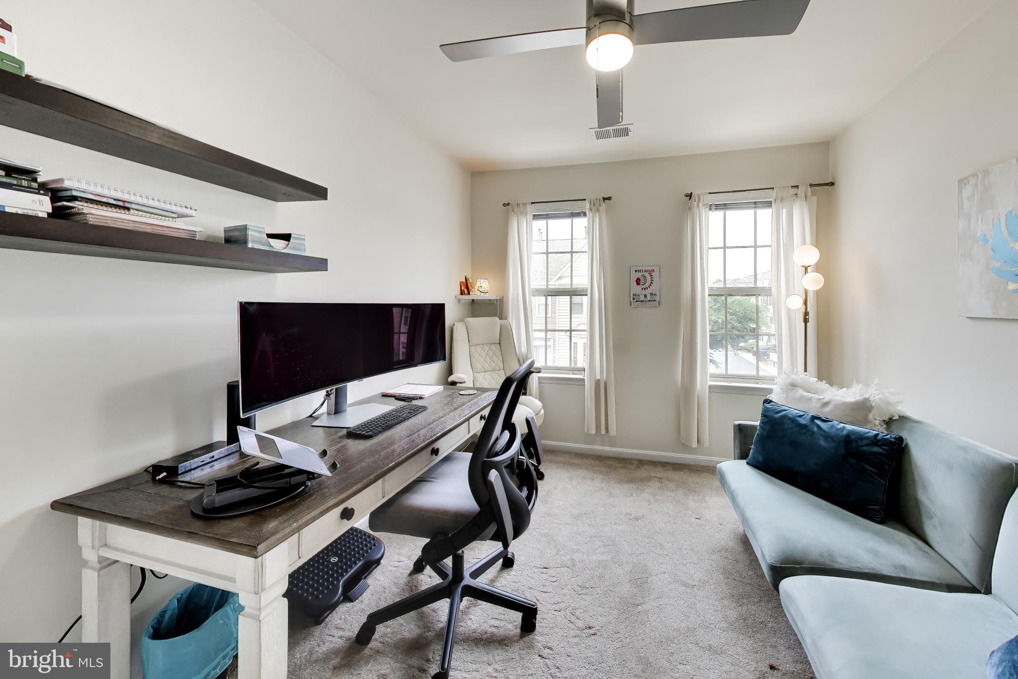 COURTLANDS AT CASCADES - Residential