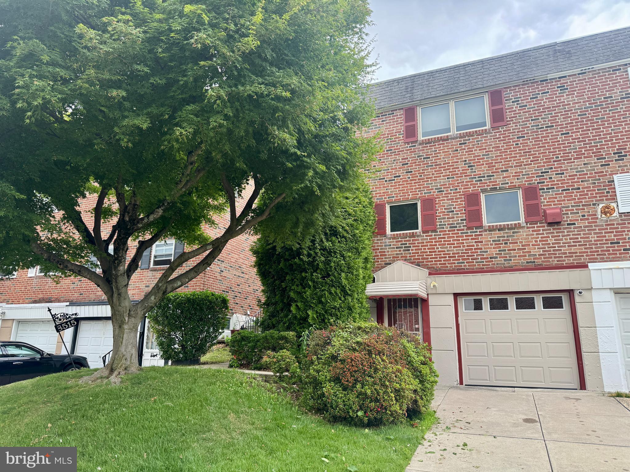 3 bedroom 2.5 bath home in the Montclair section on NE Philadelphia.Professional interior pictures coming soon.