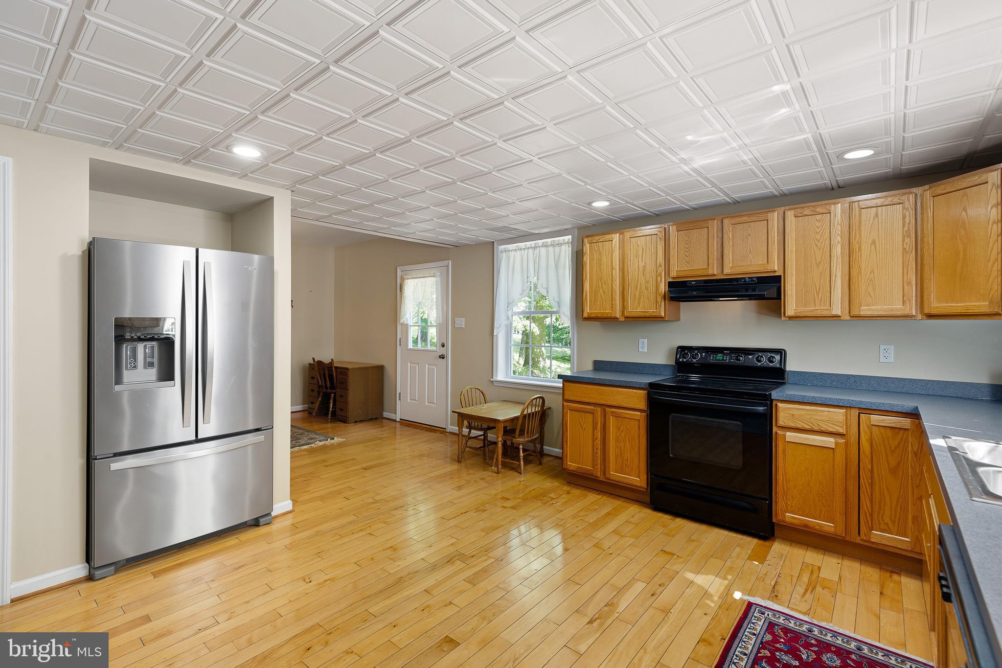 LAUREL WOODS - Residential