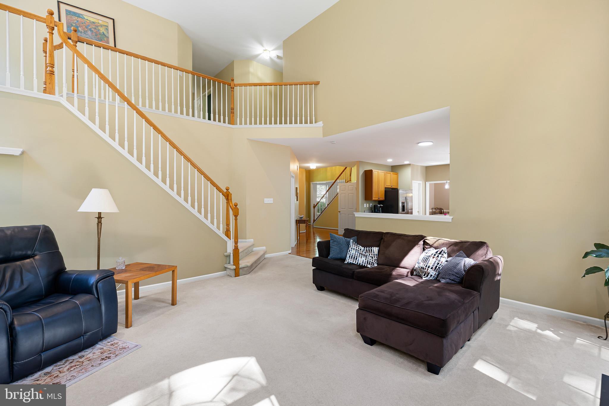 LAUREL WOODS - Residential