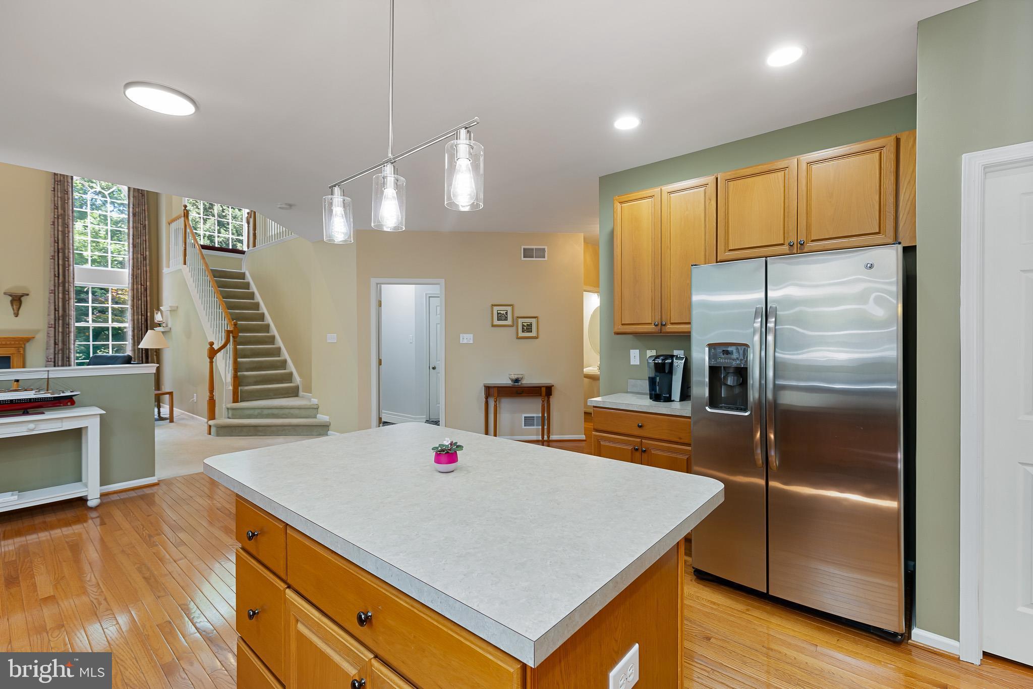 LAUREL WOODS - Residential