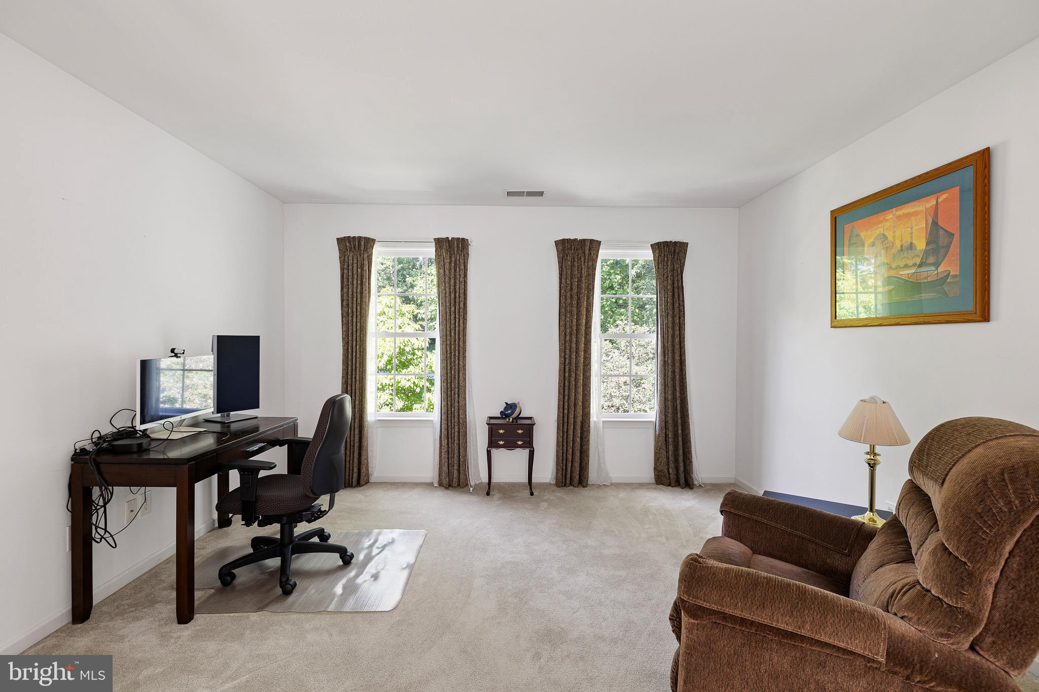 LAUREL WOODS - Residential