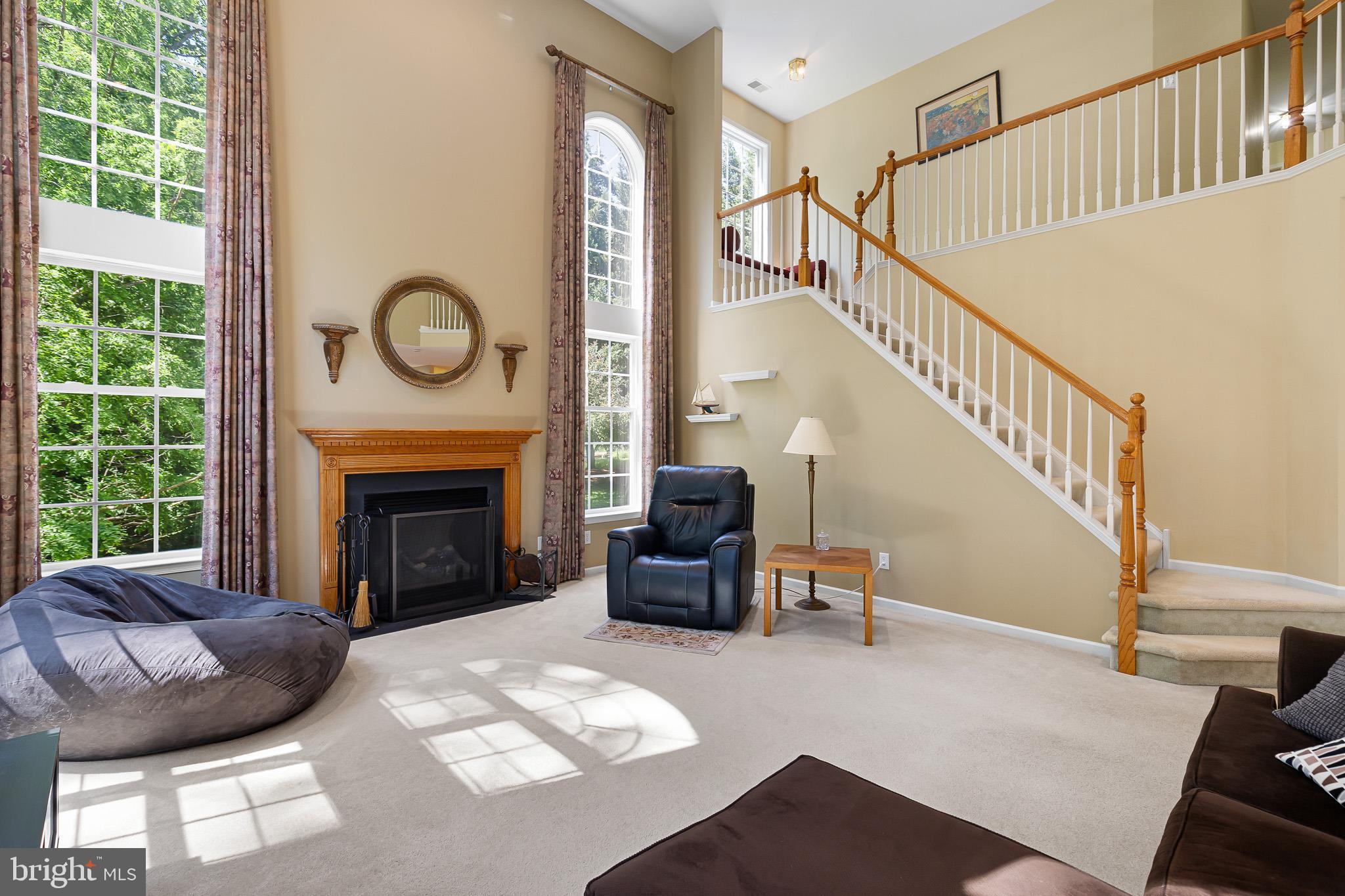 LAUREL WOODS - Residential