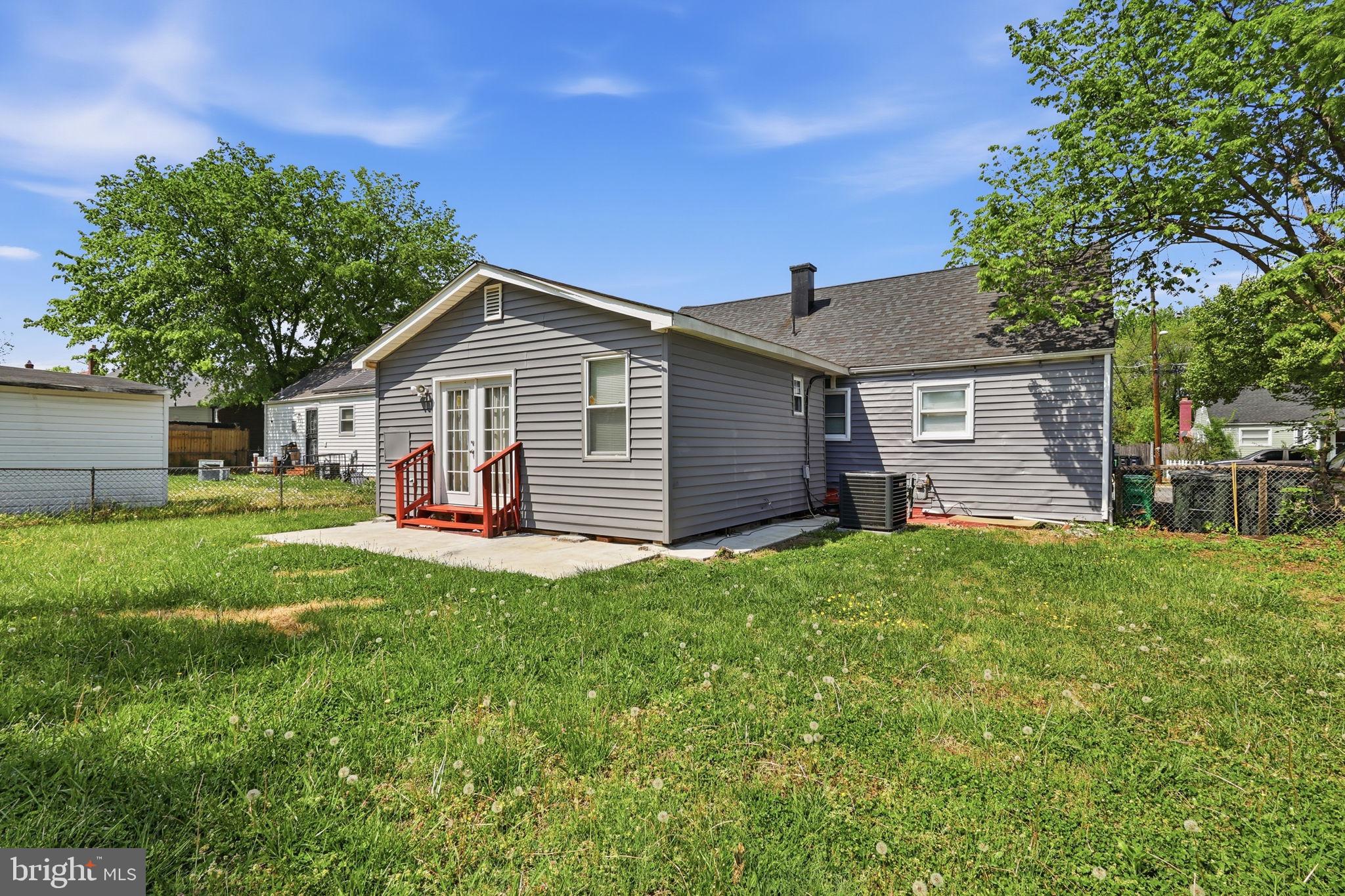 NORTH FORESTVILLE - Residential