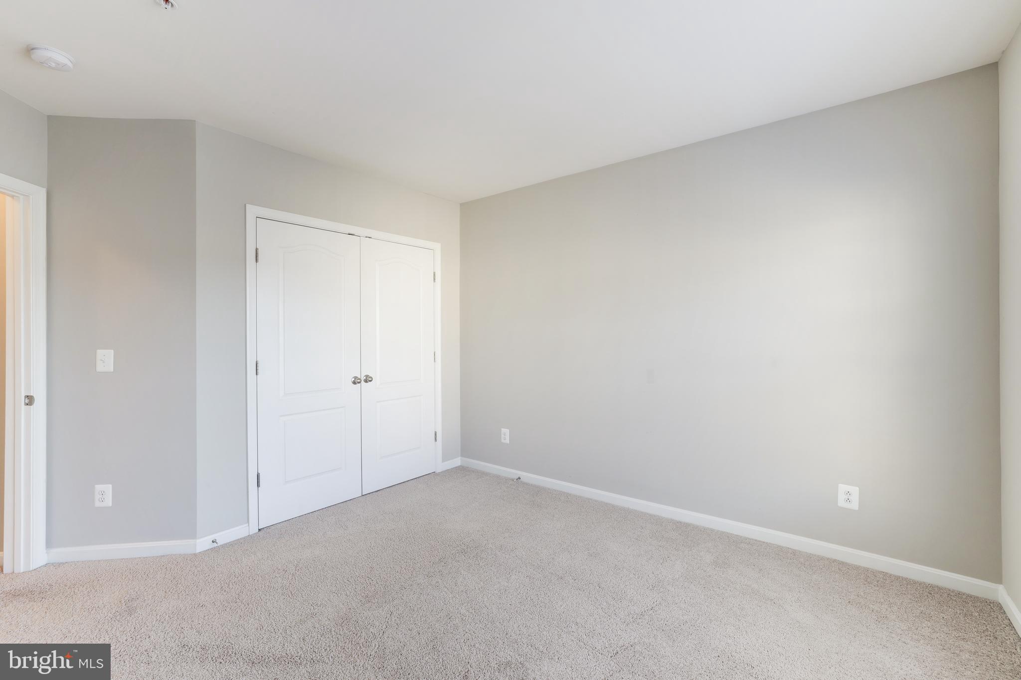RESIDENCES AT BRAMBLETON - Residential Lease
