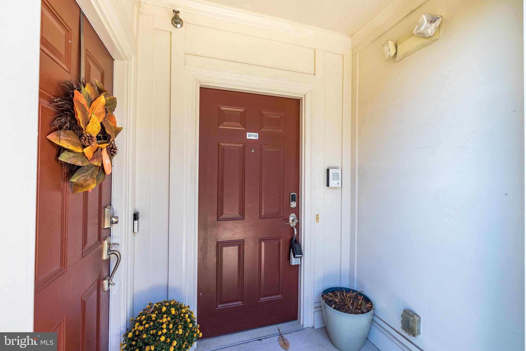 RESIDENCES AT BRAMBLETON - Residential Lease