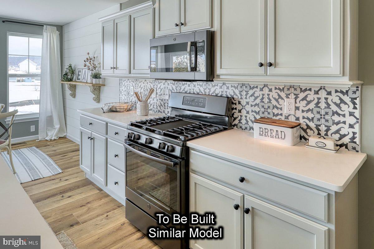 STONE MILL ESTATES - Residential