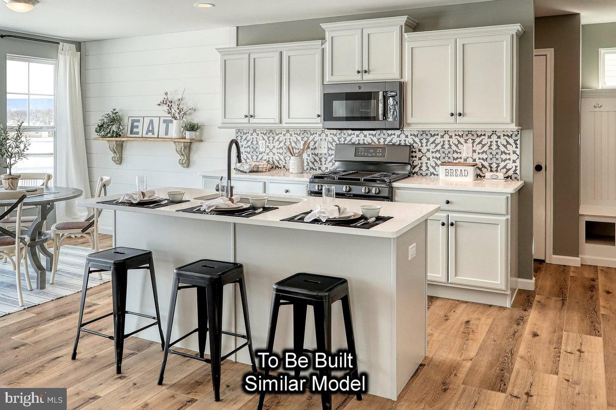 STONE MILL ESTATES - Residential