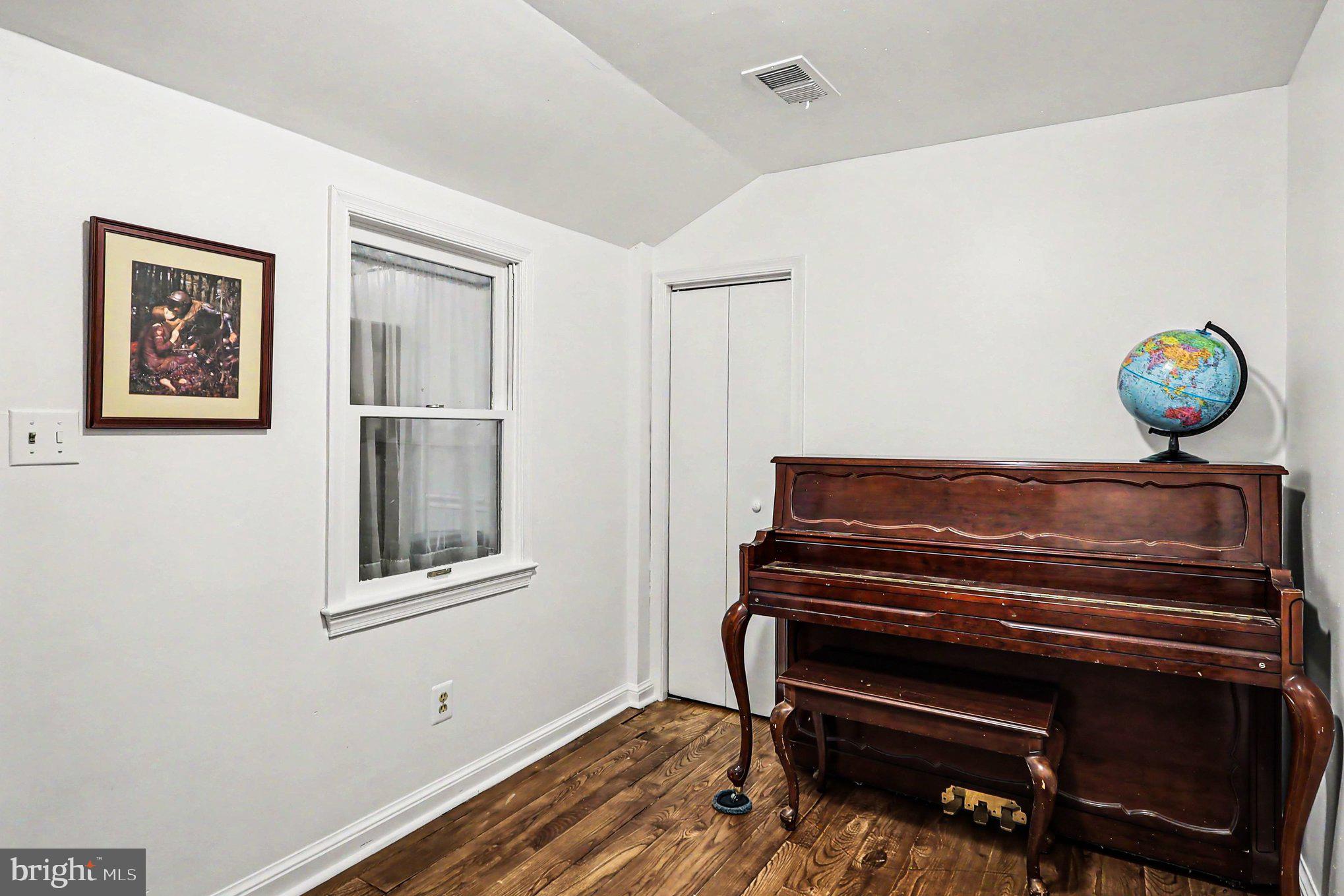 RAPPAHANNOCK WOODS - Residential