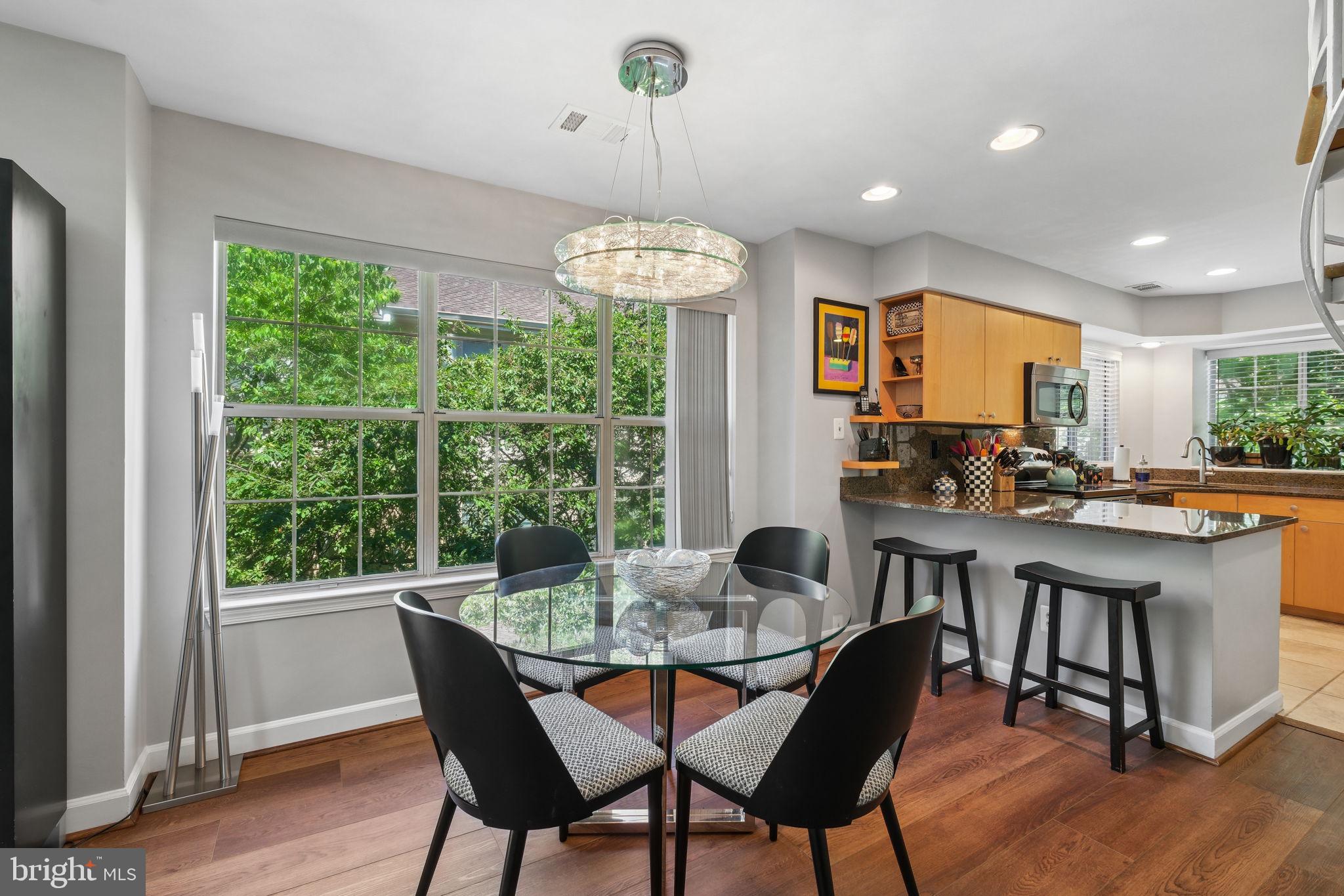 BENTLEY PLACE - Residential