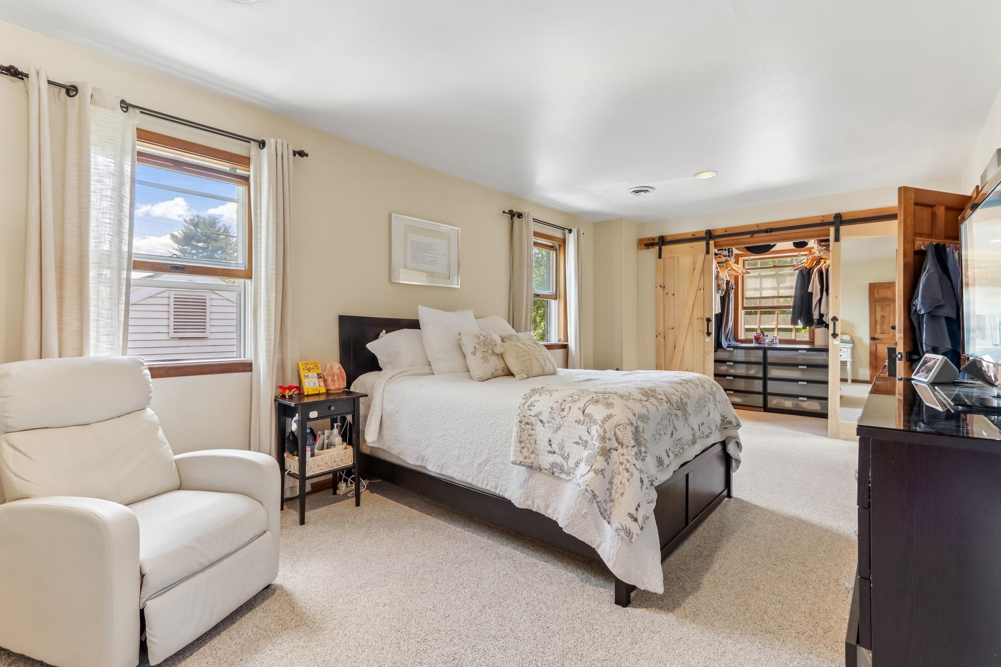 SOMERTON - Residential