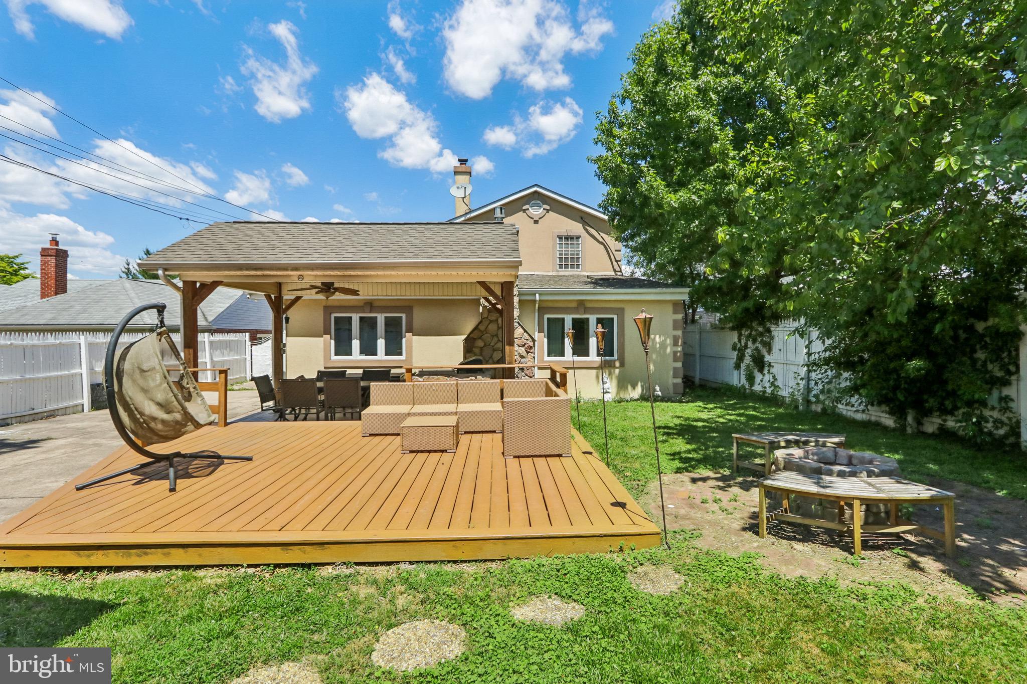 SOMERTON - Residential